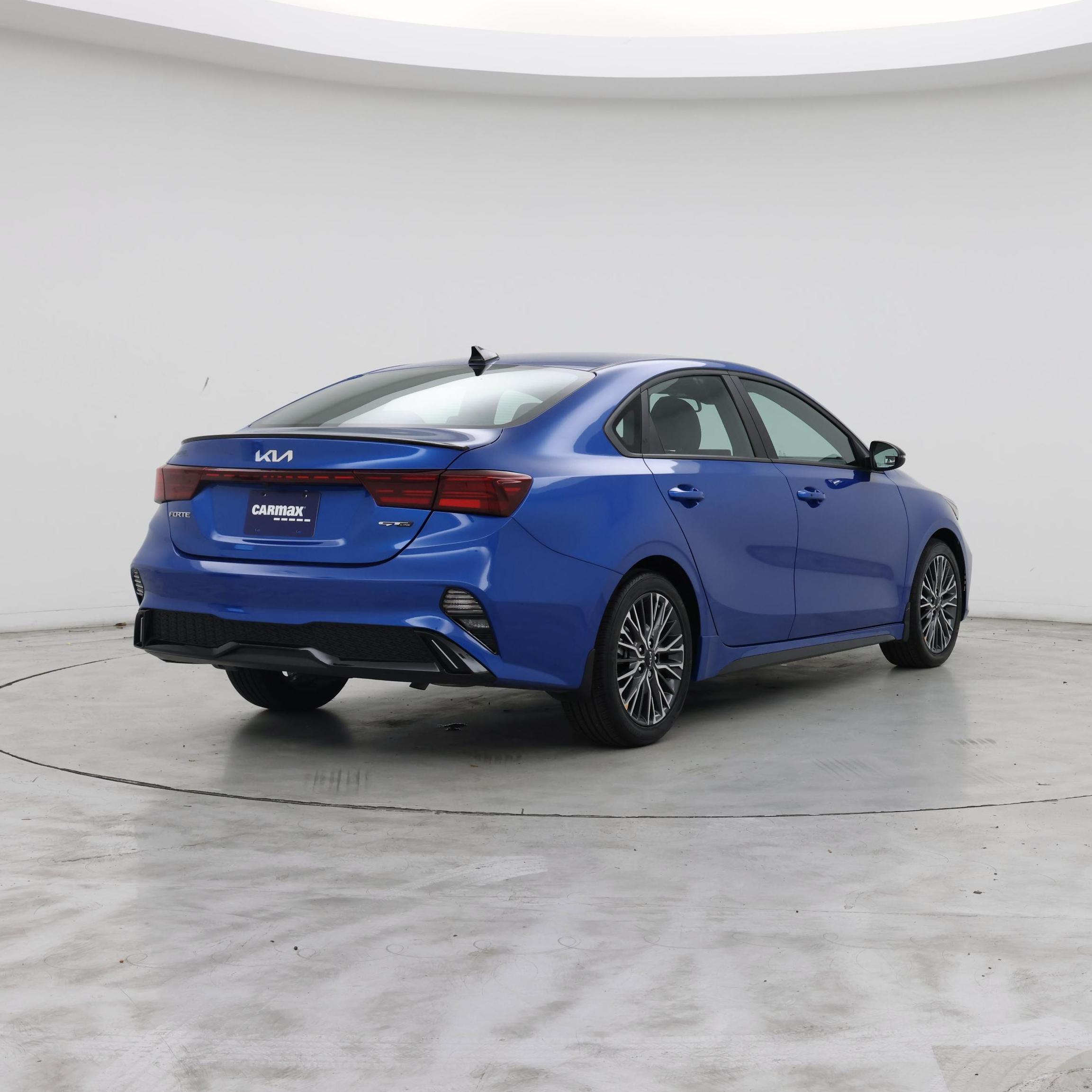 Thumbnail: 2023 Kia Forte - 8