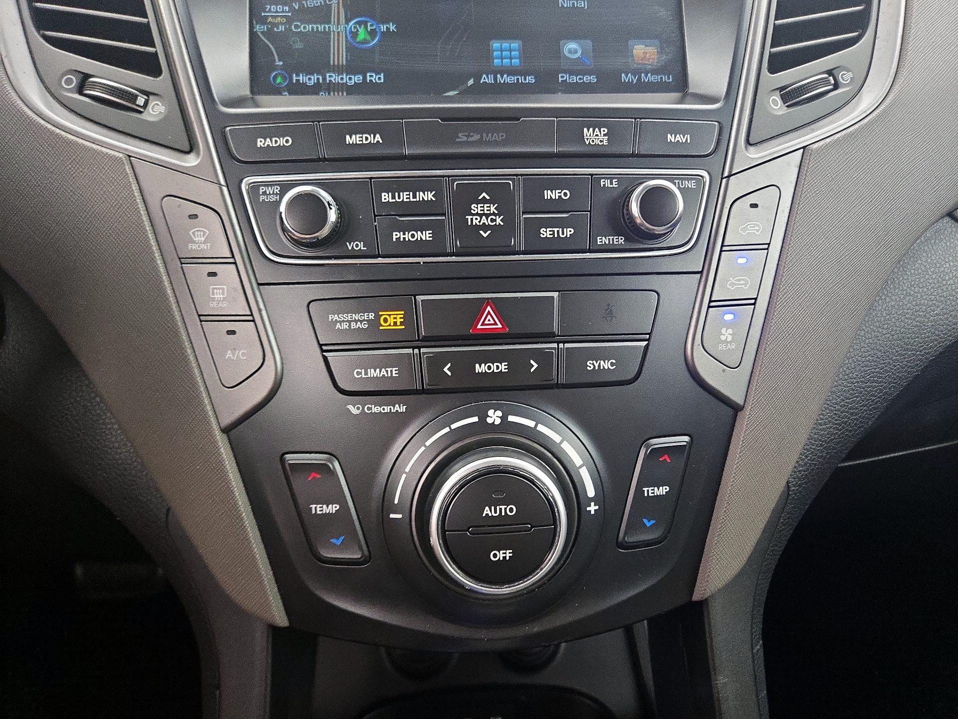 Thumbnail: 2018 Hyundai Santa Fe - 17