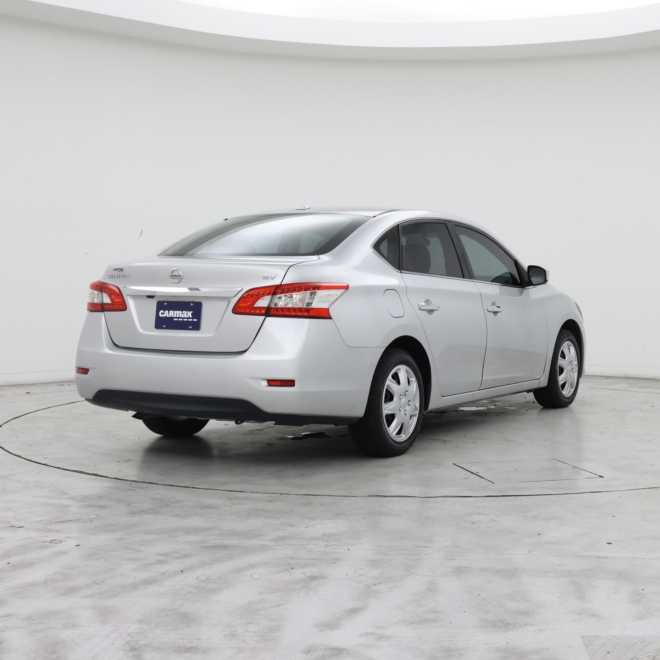 Thumbnail: 2015 Nissan Sentra - 8