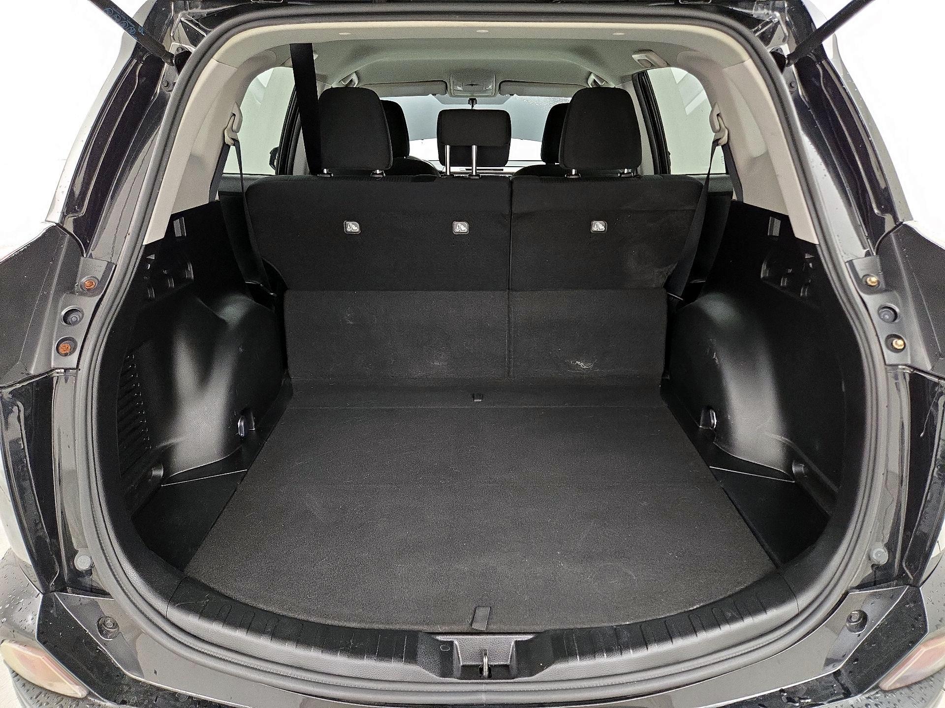 Thumbnail: 2016 Toyota RAV4 - 20