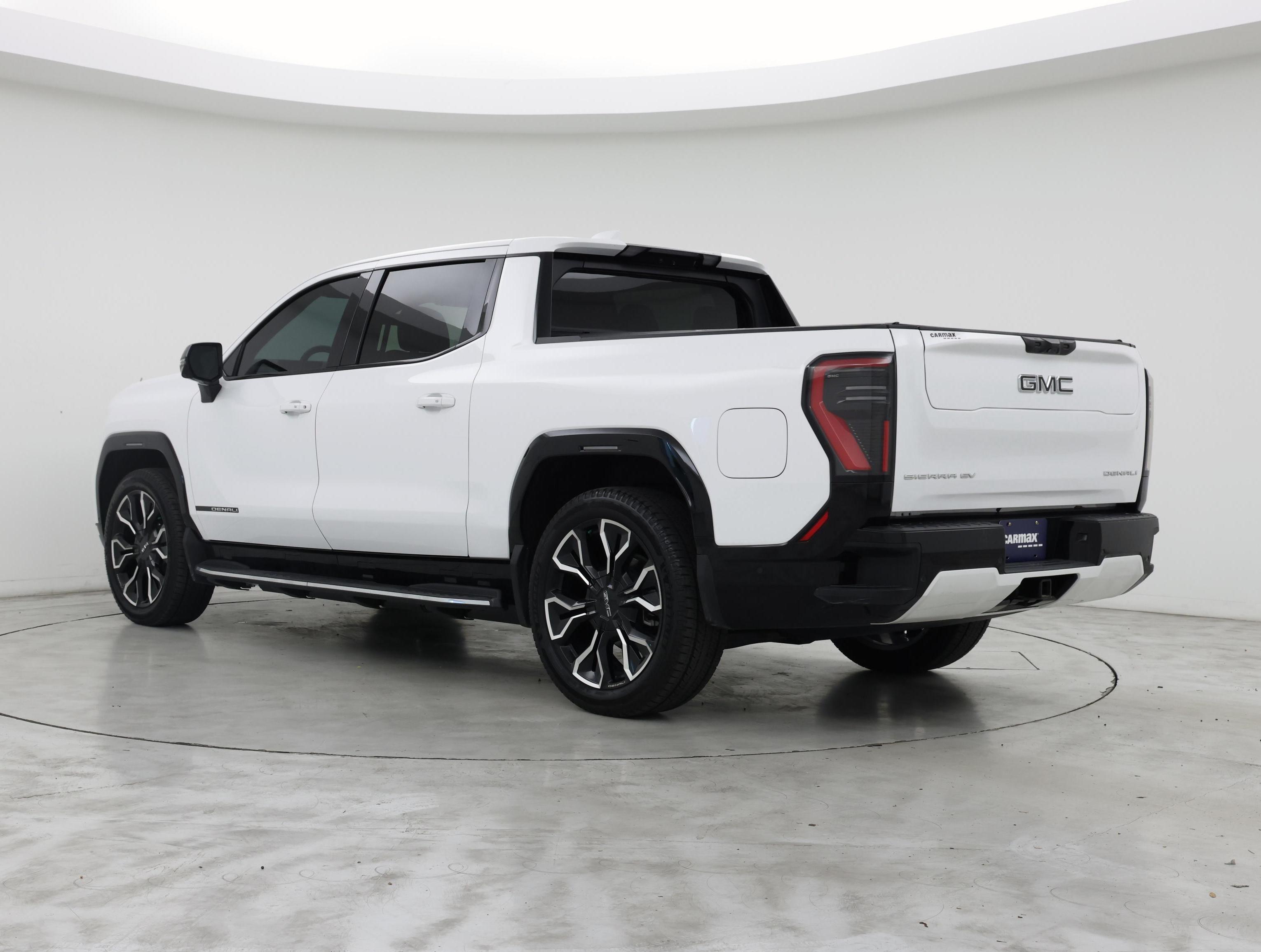 Thumbnail: 2025 GMC Sierra EV - 2