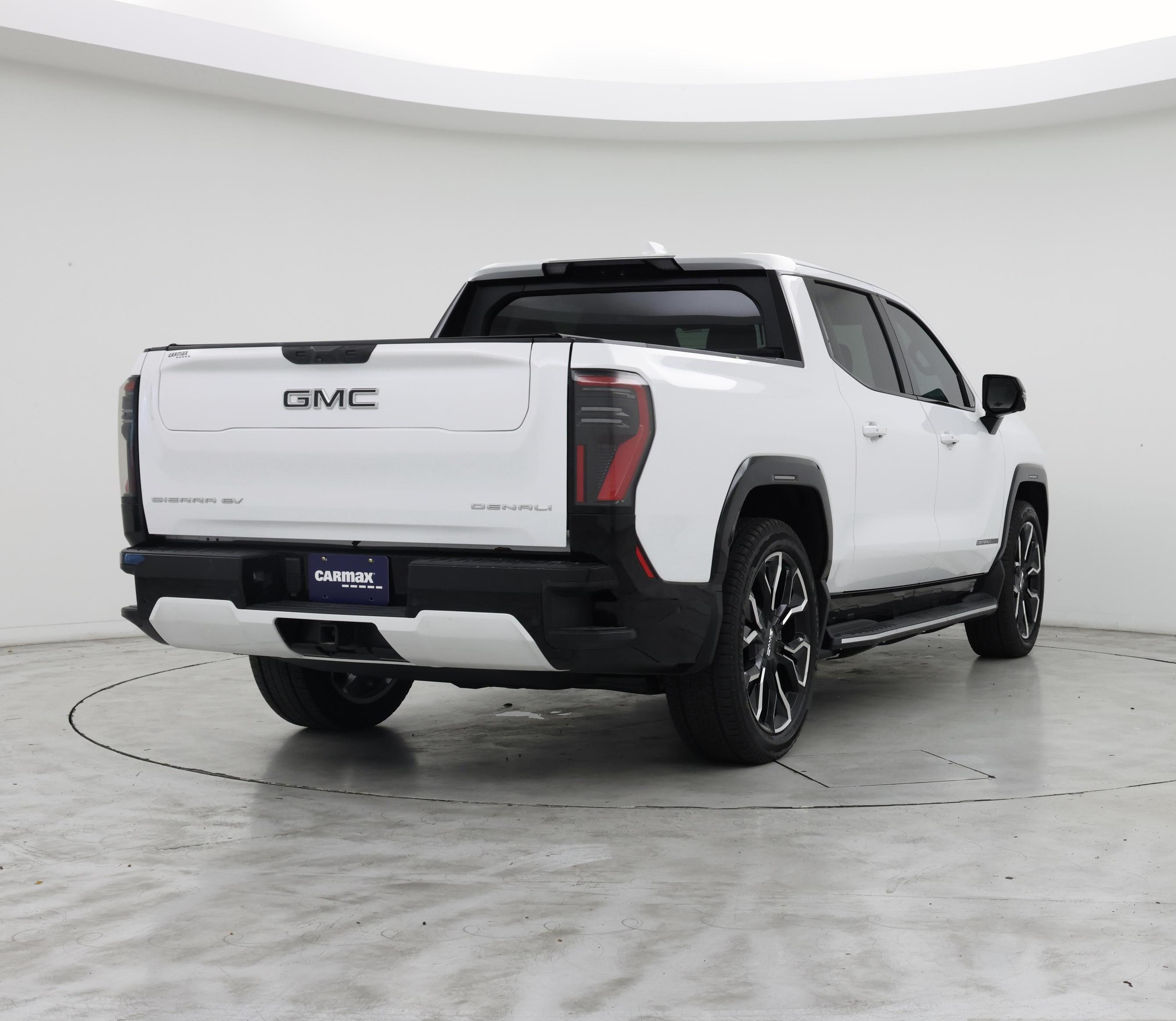 Thumbnail: 2025 GMC Sierra EV - 8