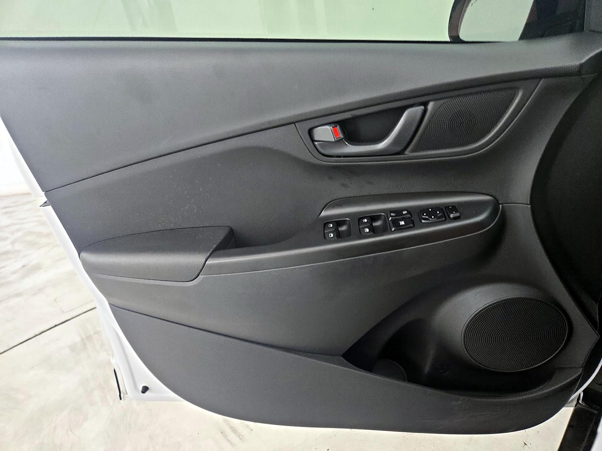 Thumbnail: 2023 Hyundai Kona - 12