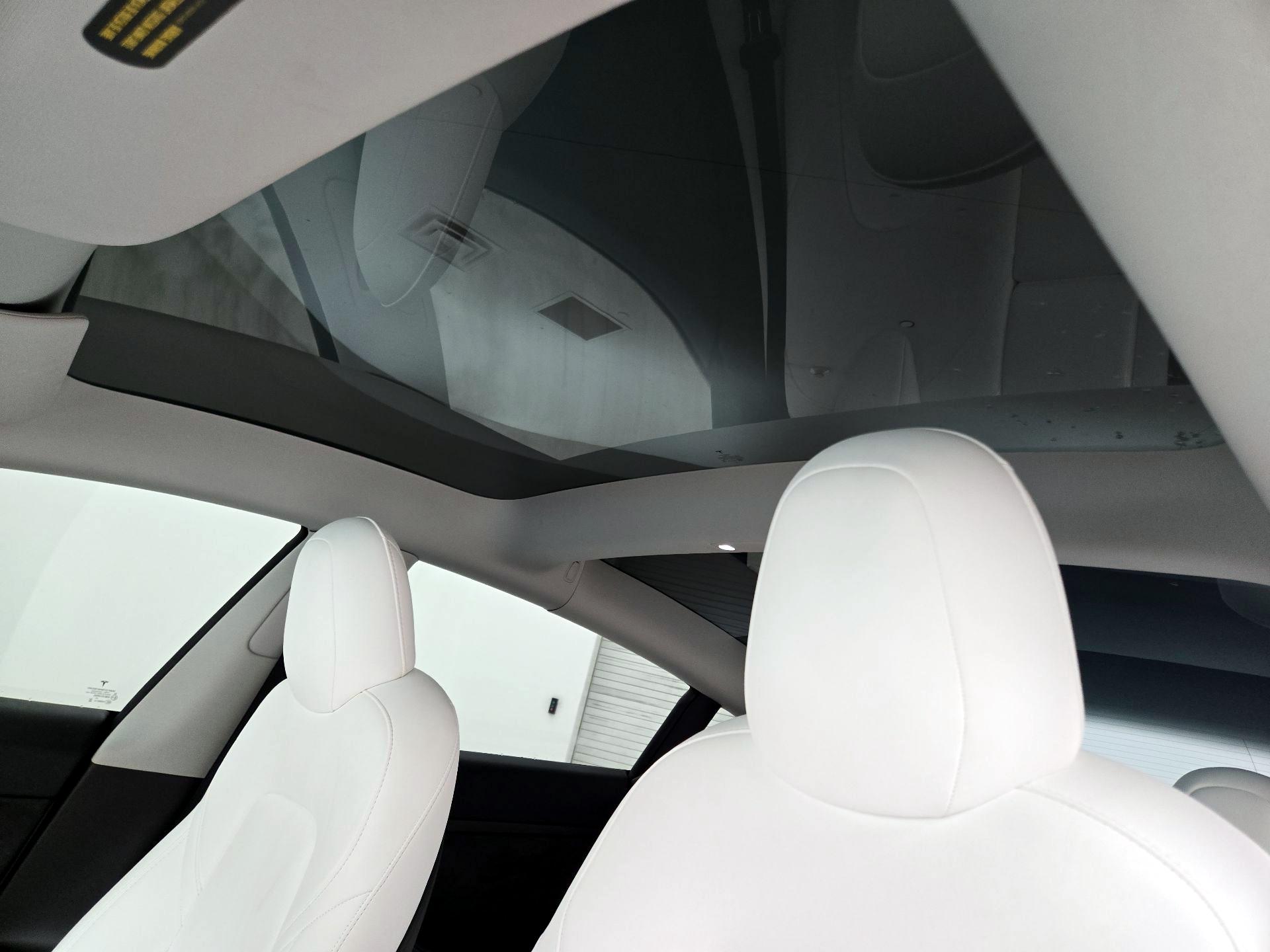 Thumbnail: 2023 Tesla Model 3 - 18
