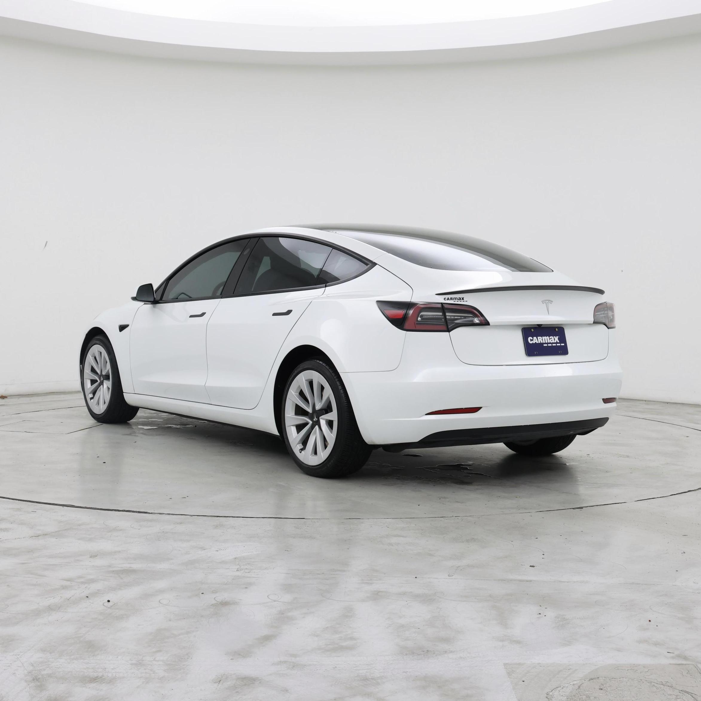Thumbnail: 2023 Tesla Model 3 - 2