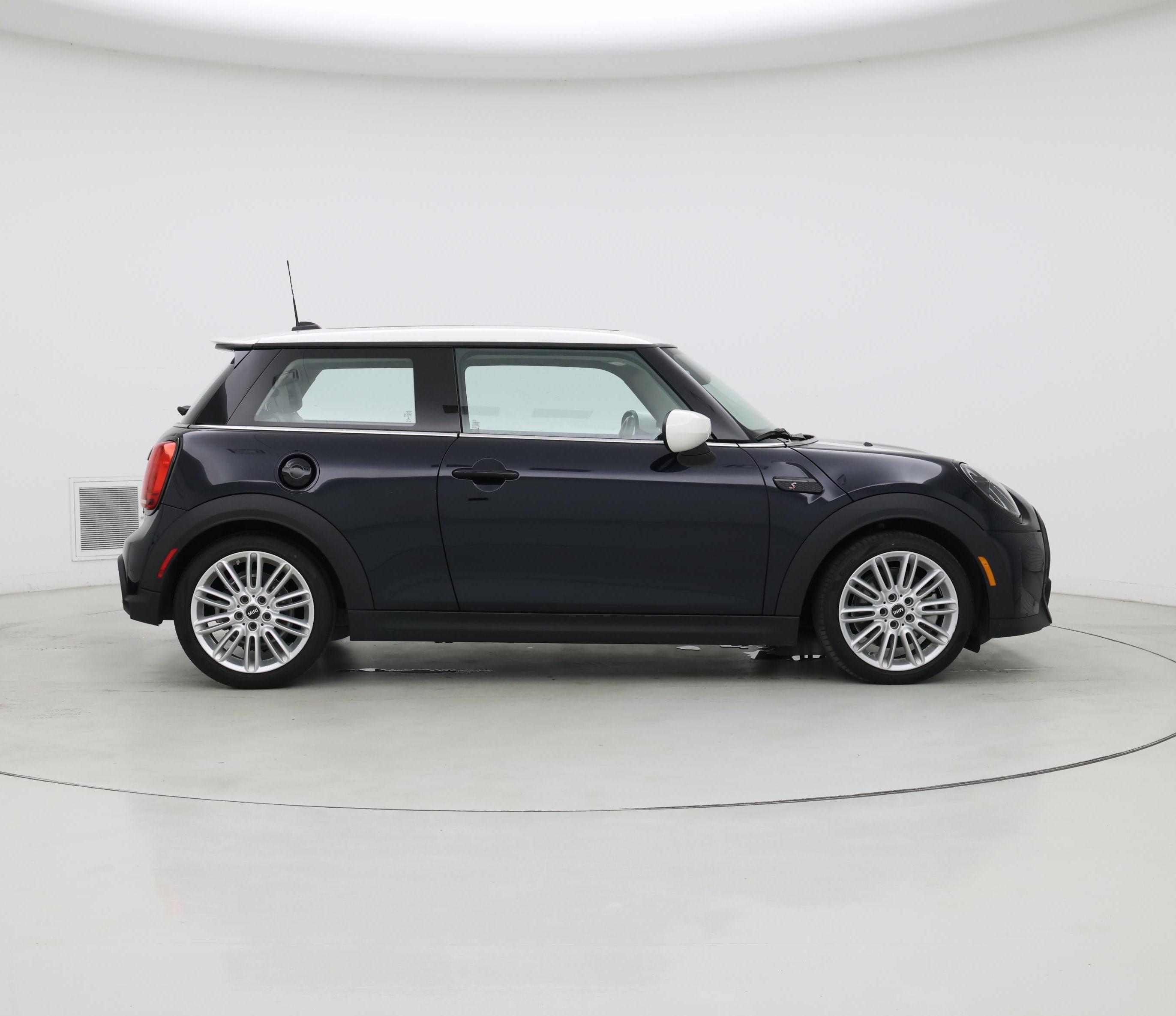 Thumbnail: 2023 MINI Cooper Hardtop - 7
