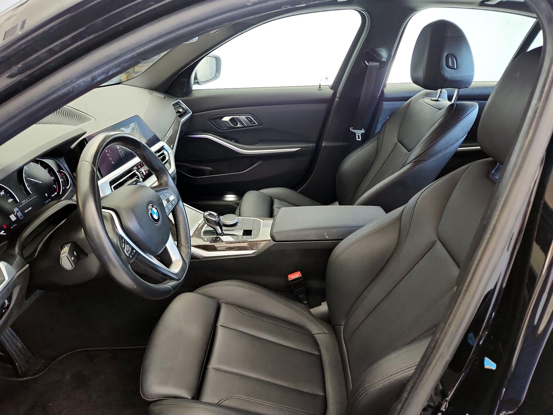 Thumbnail: 2020 BMW 3 Series - 11