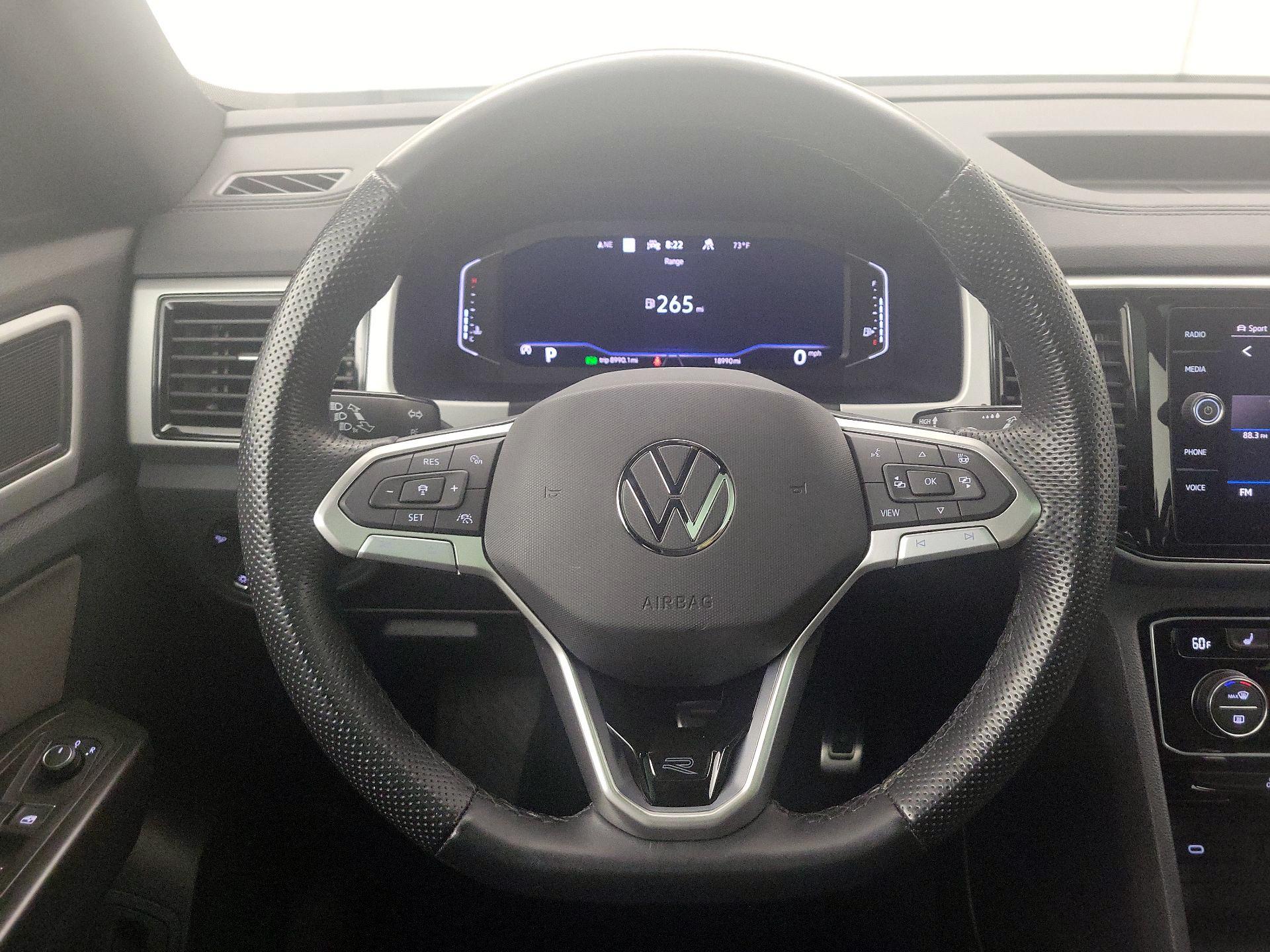 Thumbnail: 2023 Volkswagen Atlas - 10