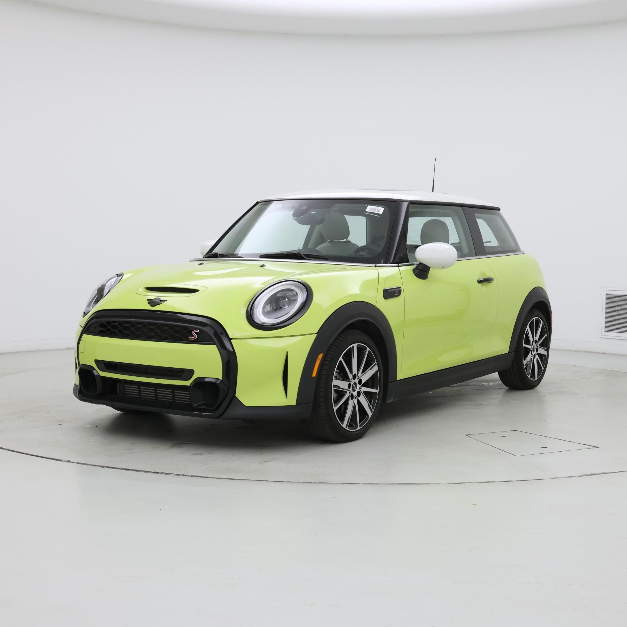 Thumbnail: 2023 MINI Cooper Hardtop - 4