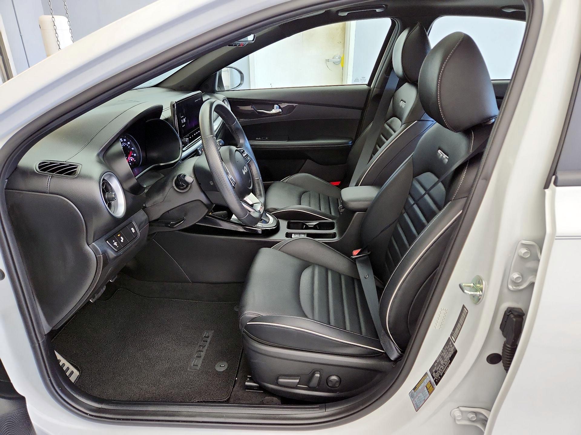 Thumbnail: 2023 Kia Forte - 11