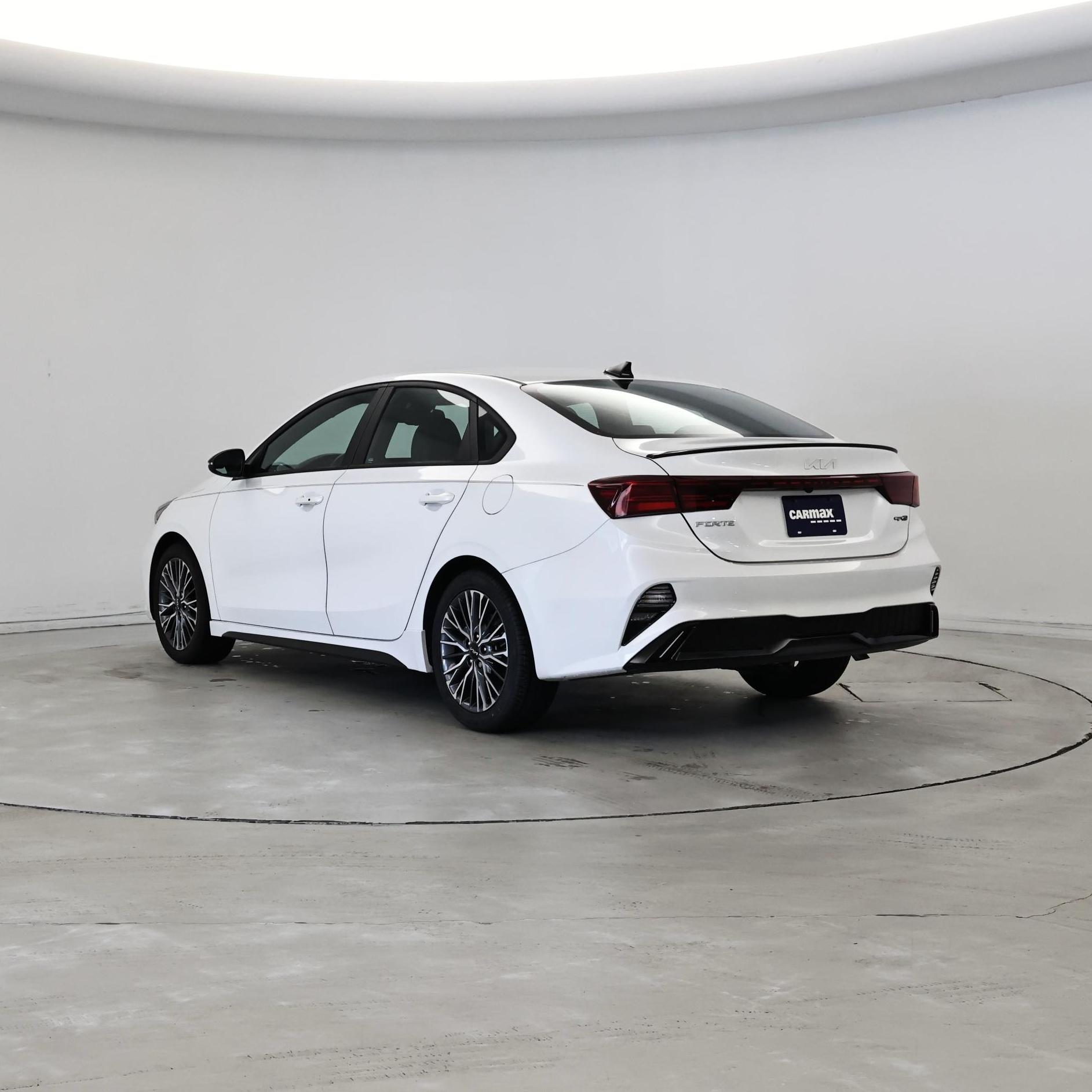 Thumbnail: 2023 Kia Forte - 2