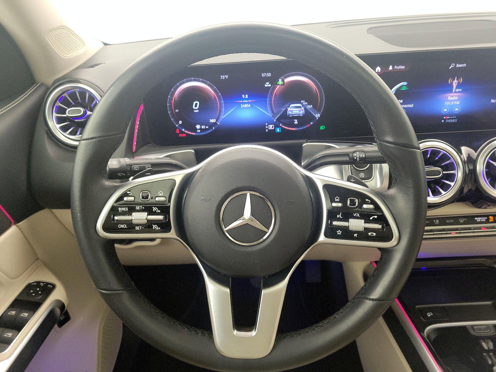 Thumbnail: 2023 Mercedes-Benz GLB - 10