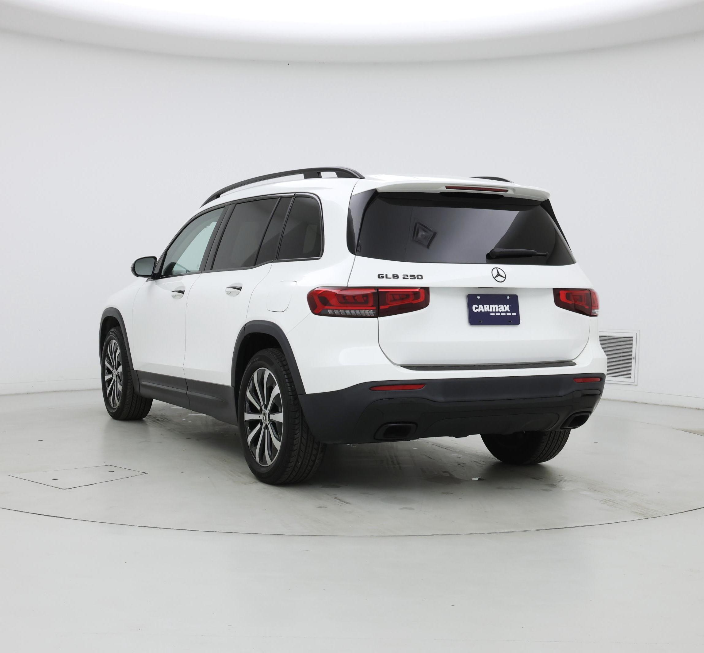 Thumbnail: 2023 Mercedes-Benz GLB - 2