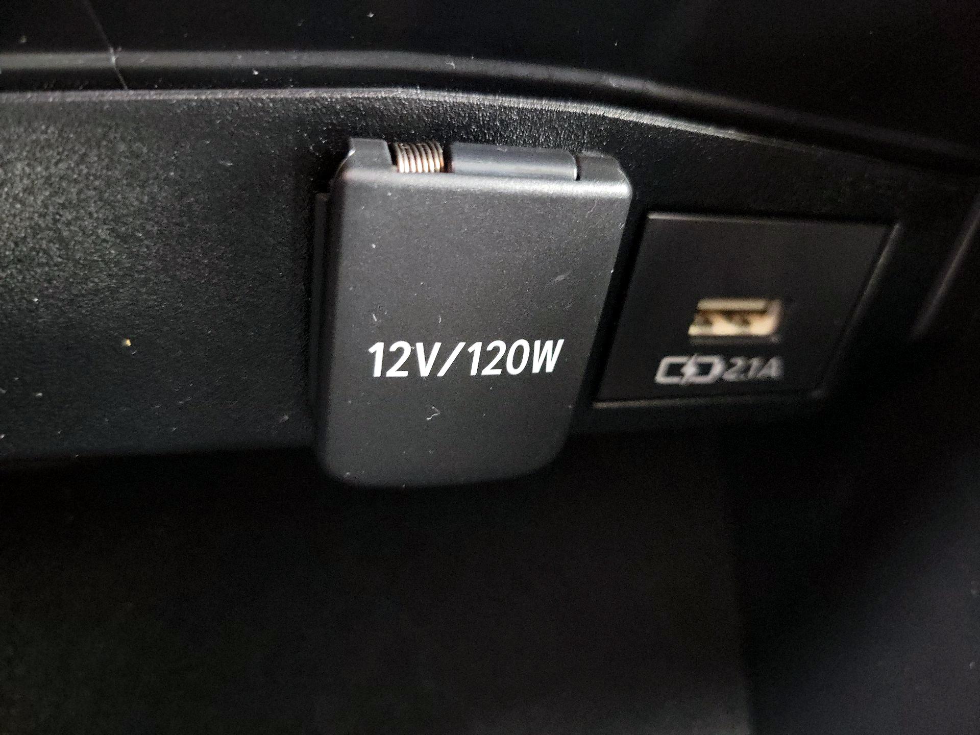 Thumbnail: 2021 Toyota Corolla - 18