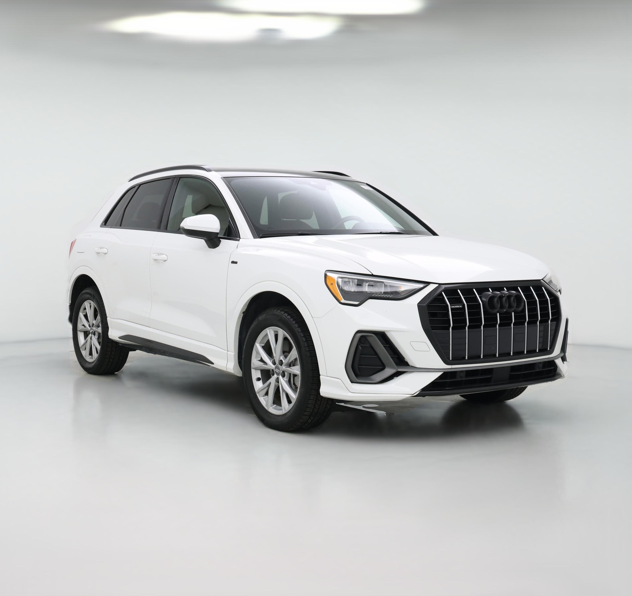 Thumbnail: 2021 Audi Q3 - 1
