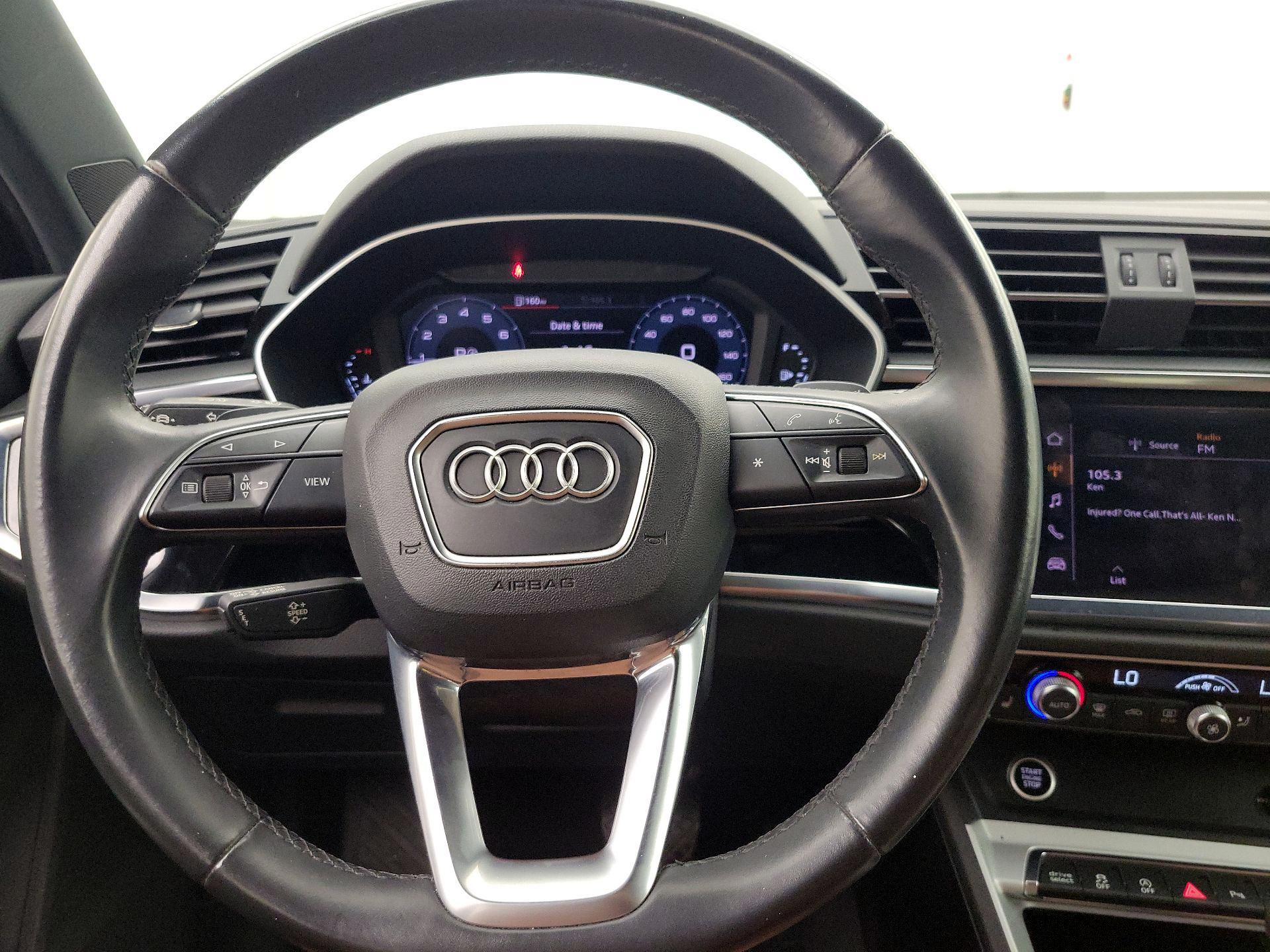 Thumbnail: 2021 Audi Q3 - 10