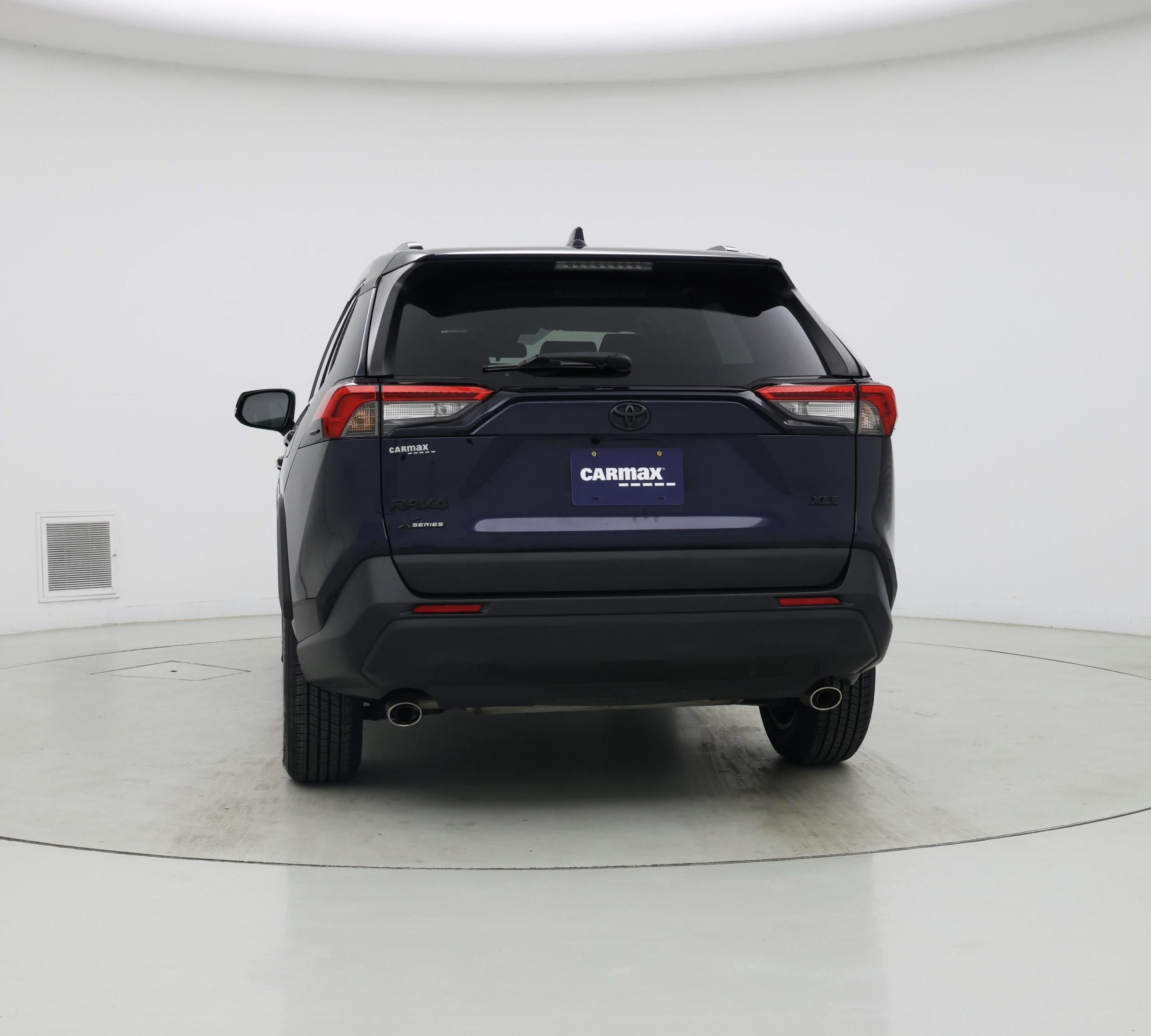 Thumbnail: 2021 Toyota RAV4 - 6