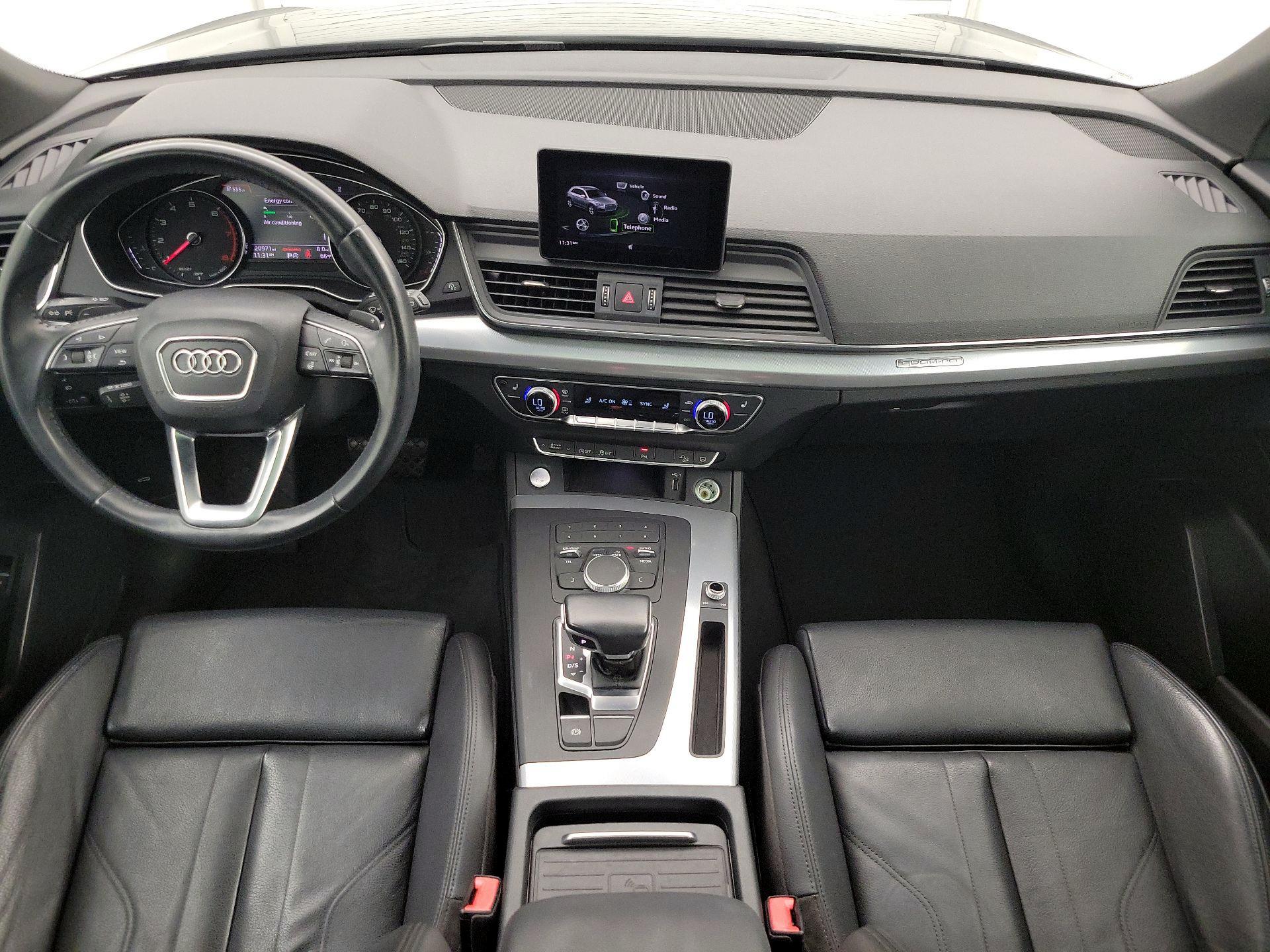 Thumbnail: 2020 Audi Q5 - 9