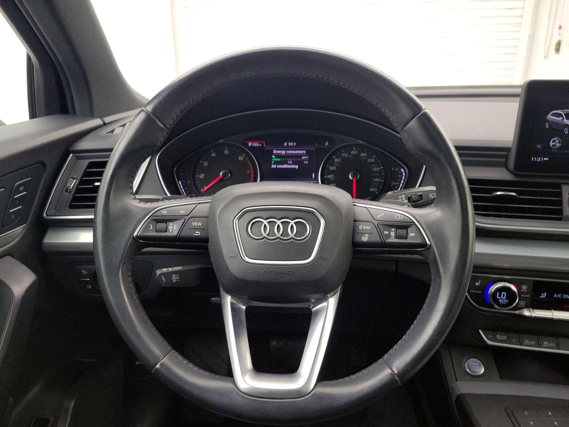 Thumbnail: 2020 Audi Q5 - 10