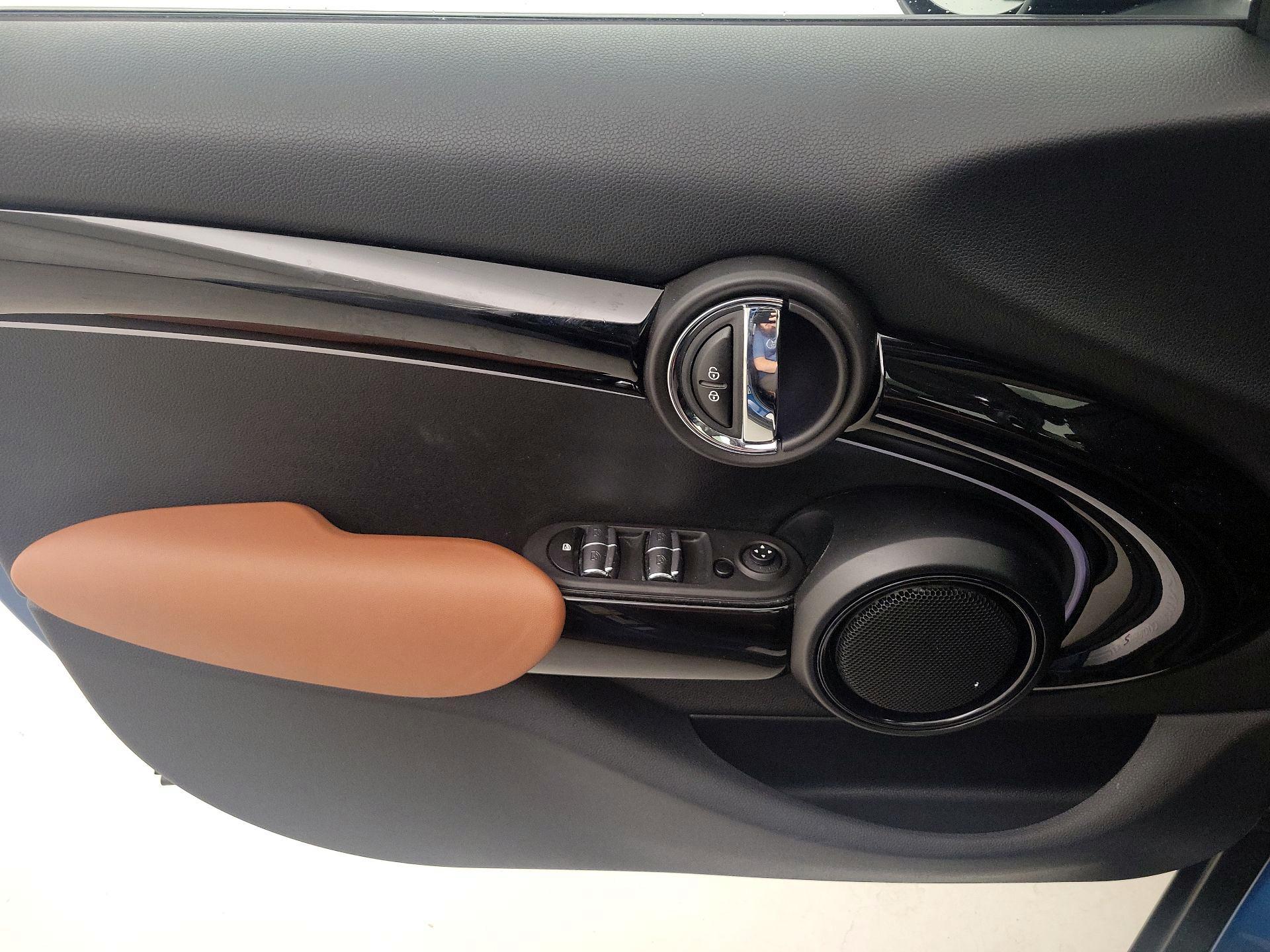 Thumbnail: 2023 MINI Cooper Hardtop - 12