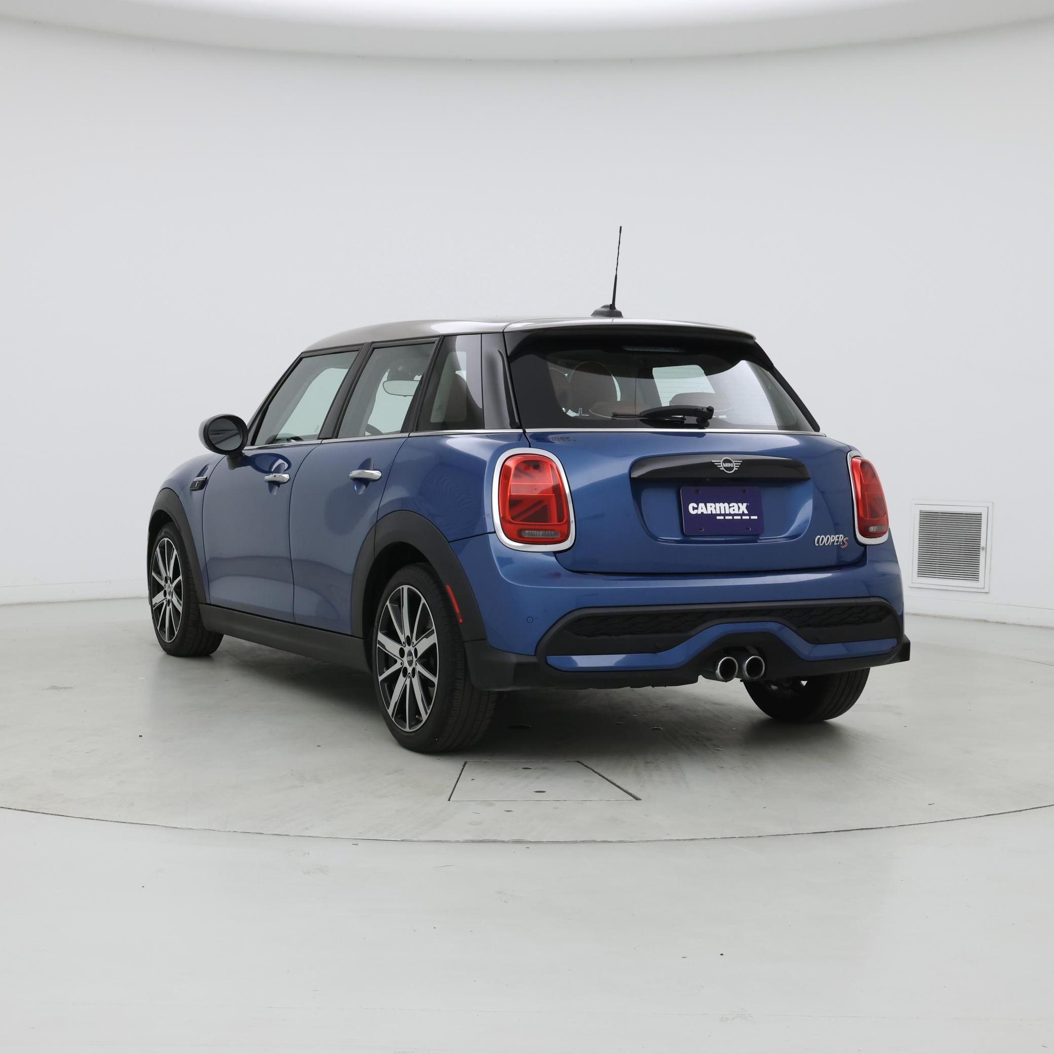 Thumbnail: 2023 MINI Cooper Hardtop - 2