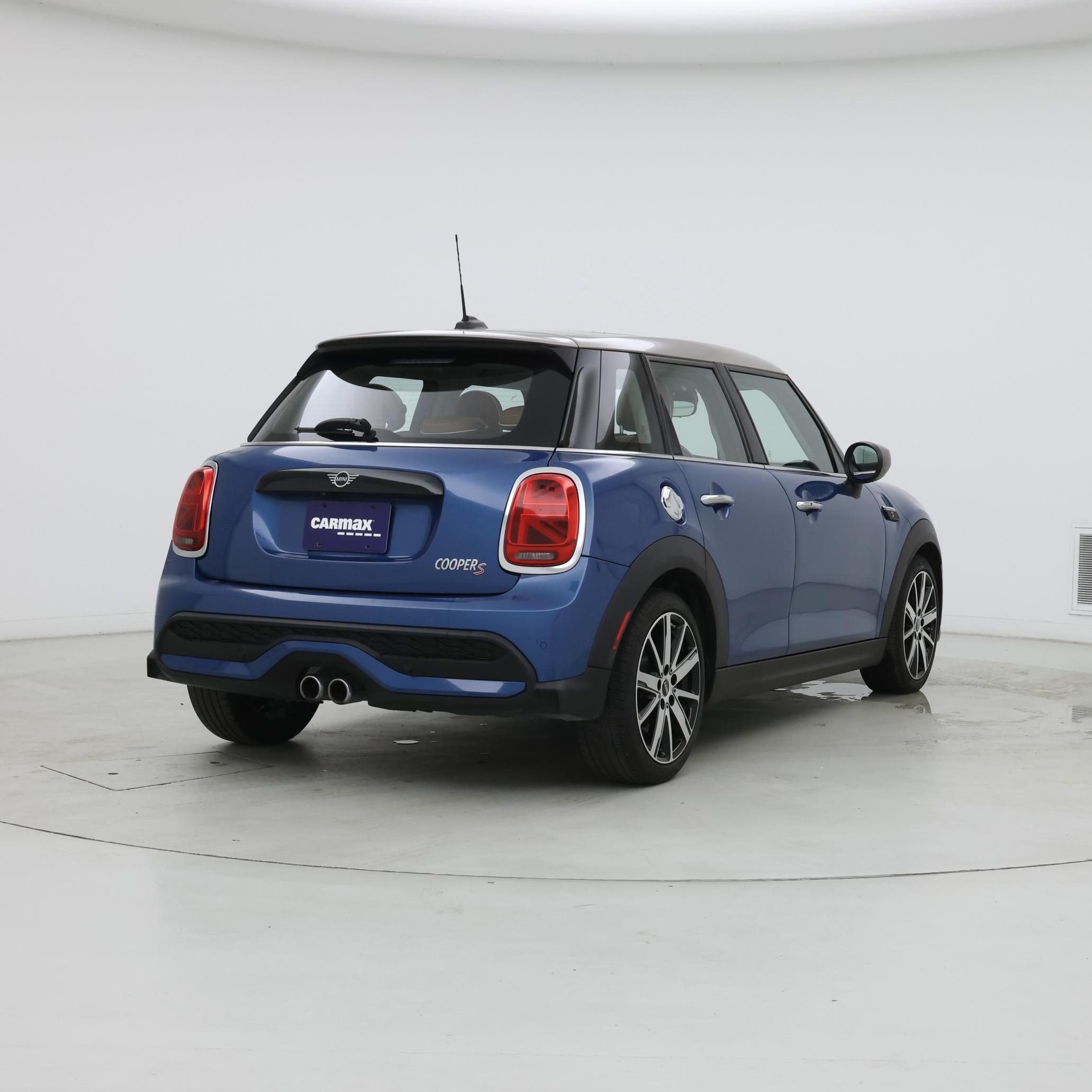 Thumbnail: 2023 MINI Cooper Hardtop - 8