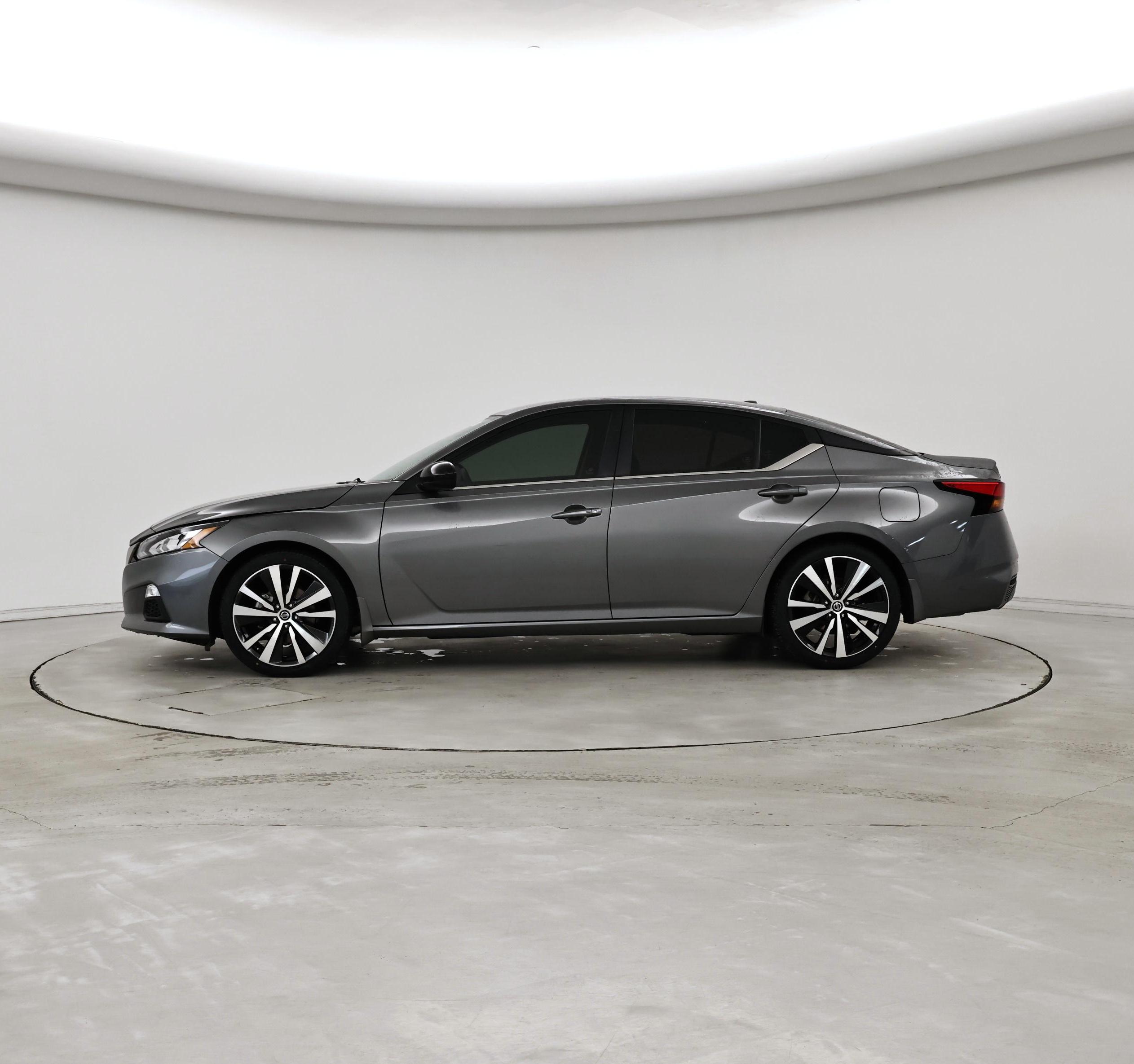 Thumbnail: 2022 Nissan Altima - 3