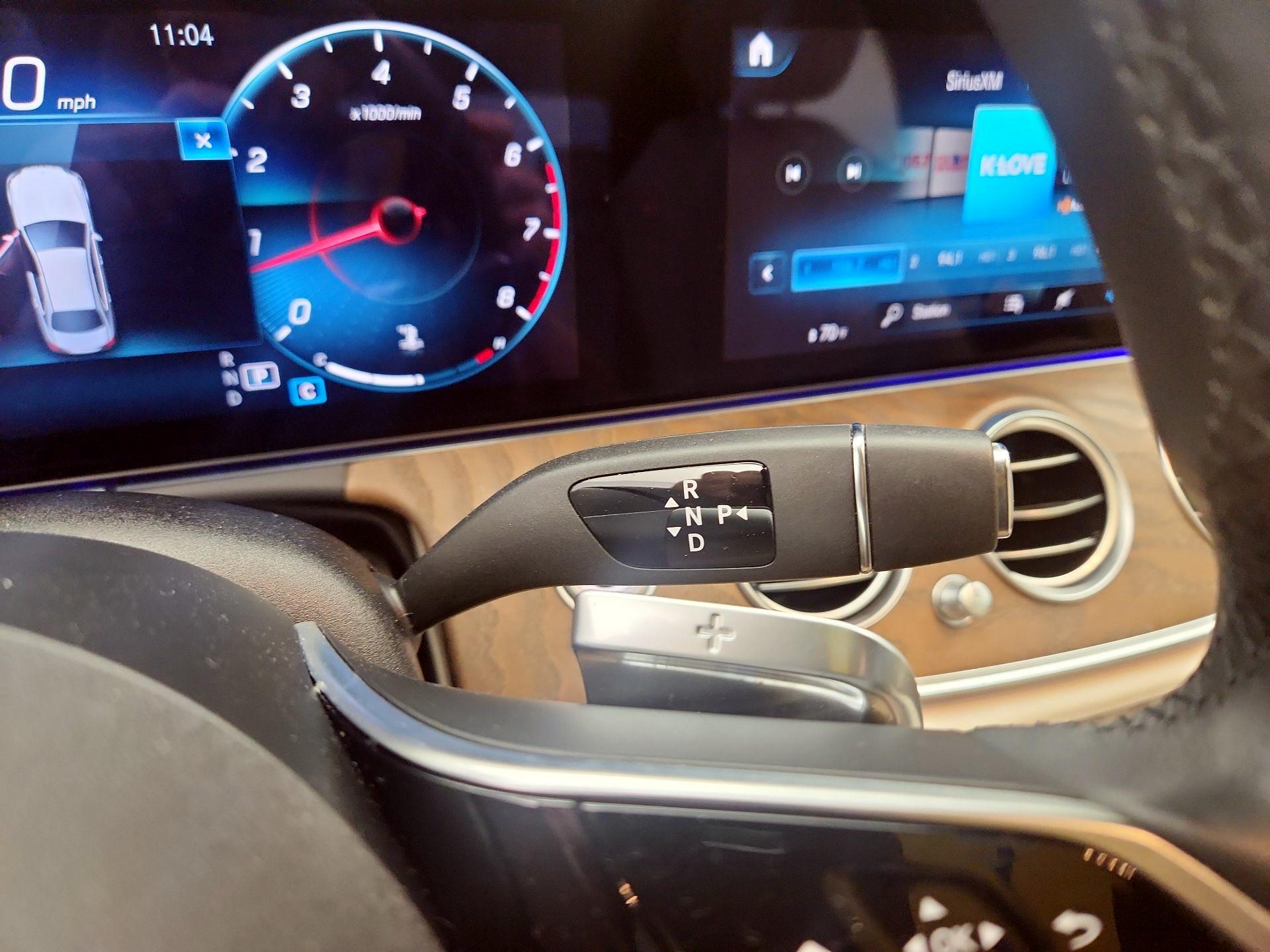 Thumbnail: 2022 Mercedes-Benz E-Class - 18