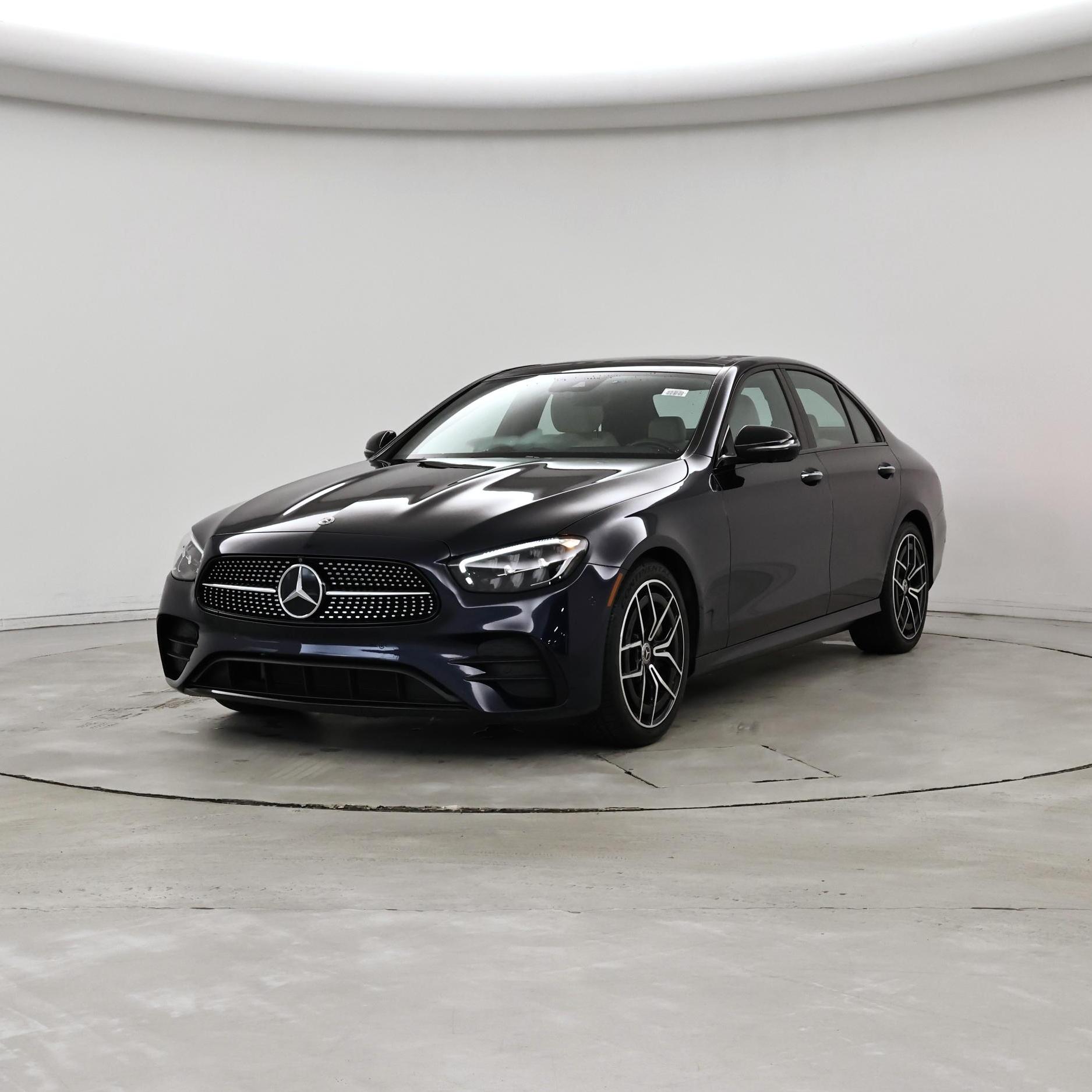 Thumbnail: 2022 Mercedes-Benz E-Class - 4