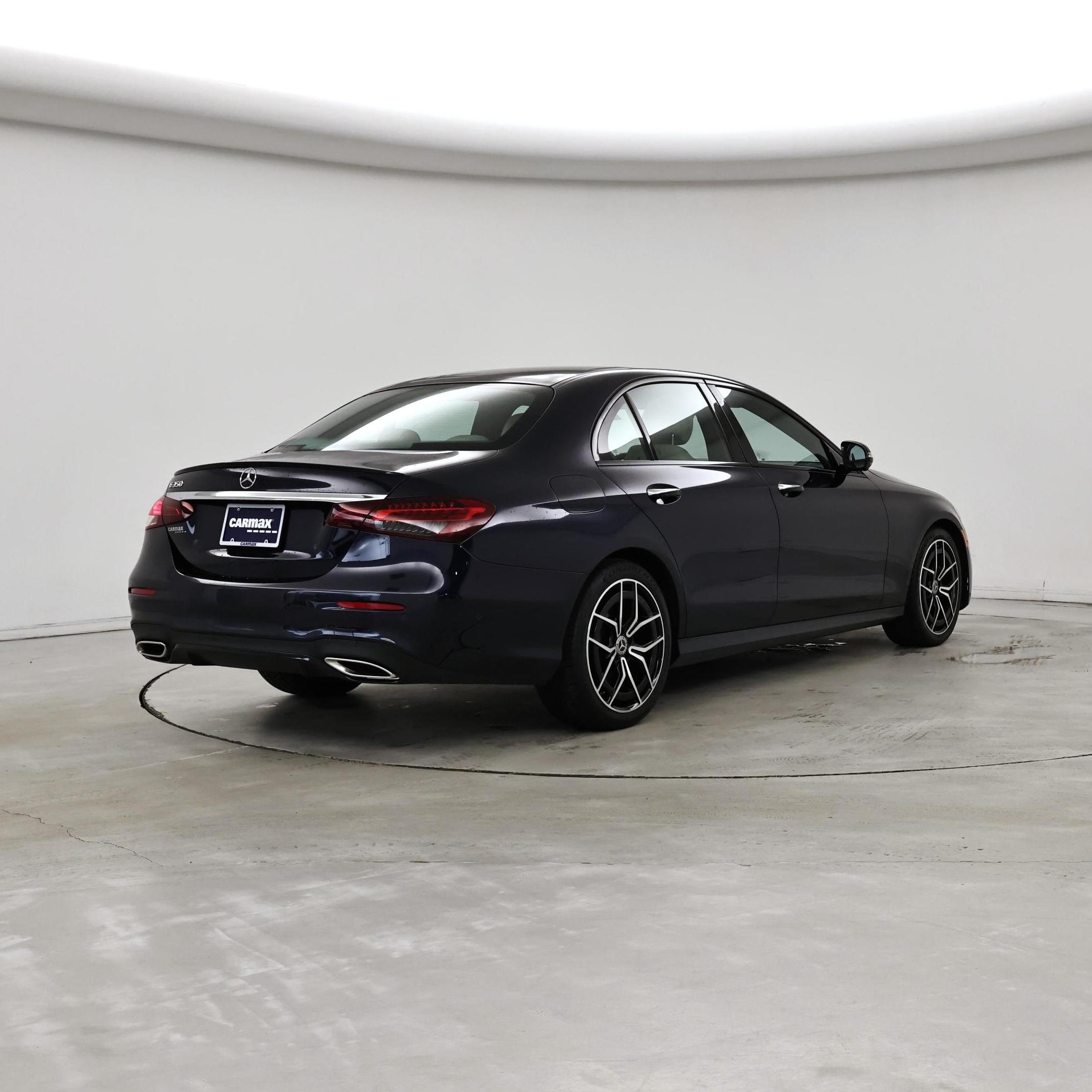 Thumbnail: 2022 Mercedes-Benz E-Class - 8