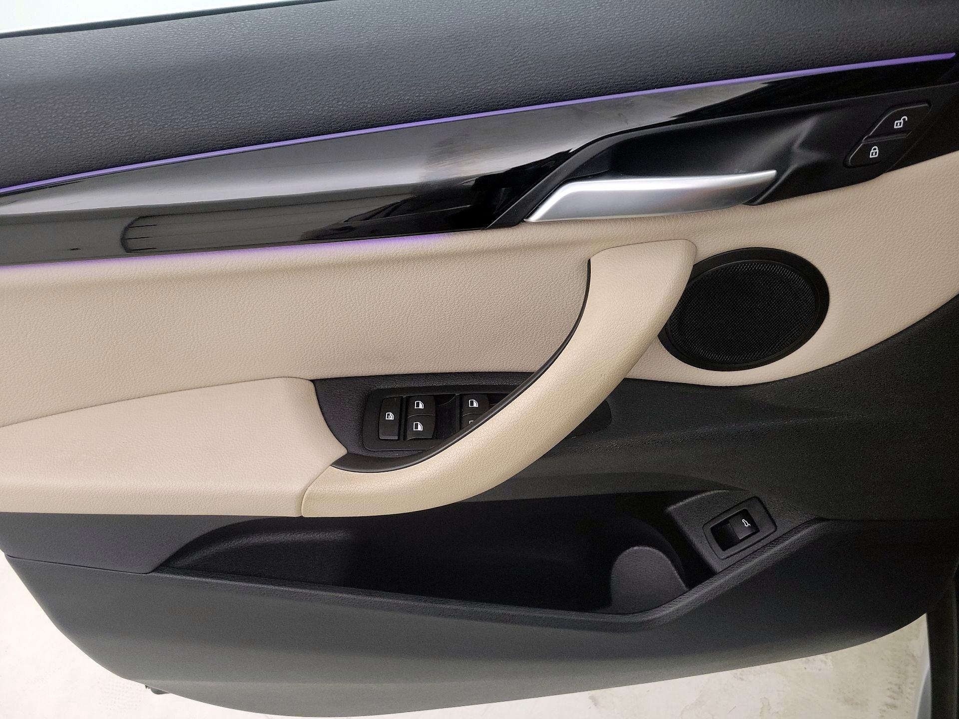 Thumbnail: 2022 BMW X1 - 12