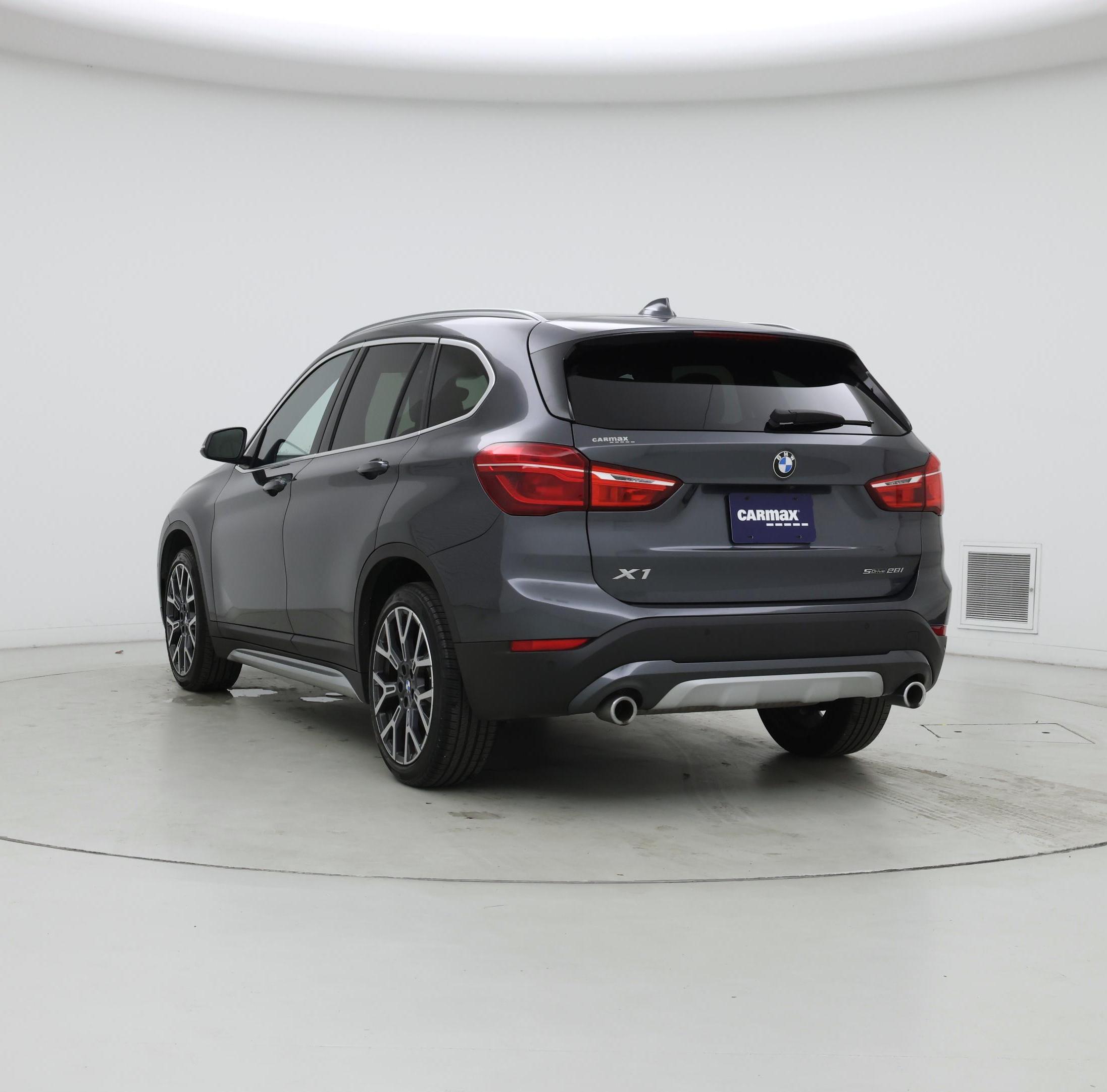 Thumbnail: 2022 BMW X1 - 2