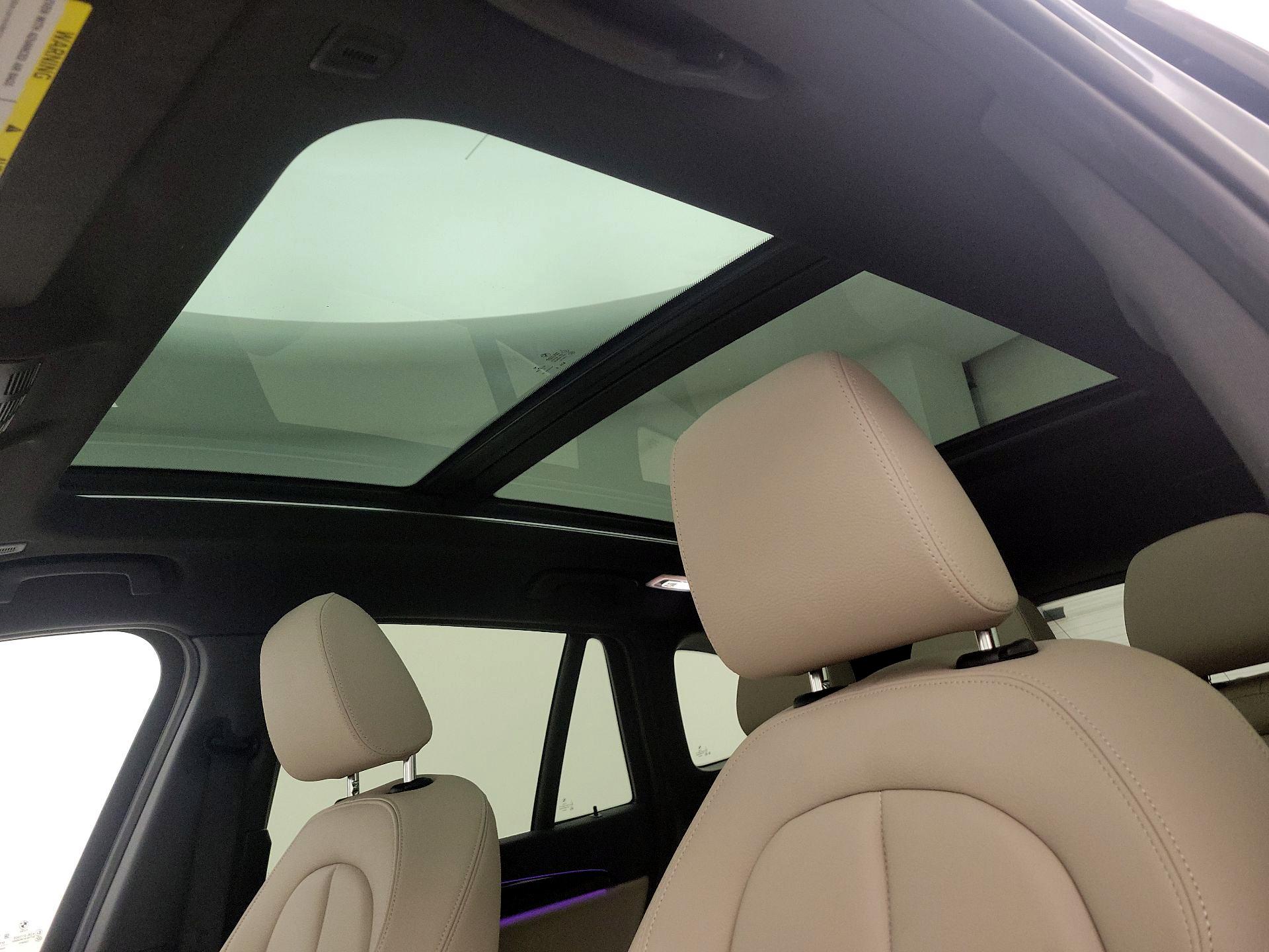 Thumbnail: 2022 BMW X1 - 19