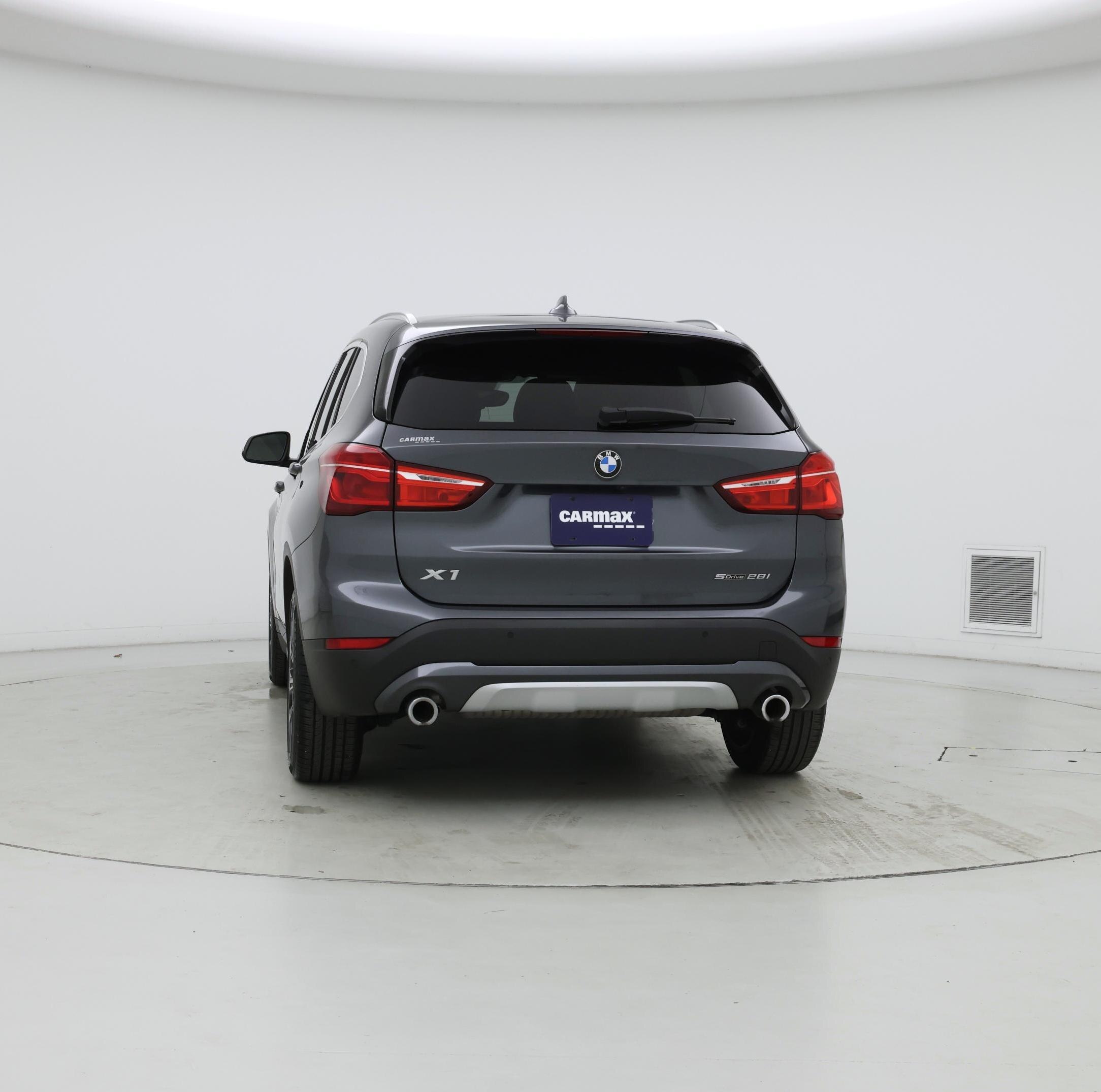 Thumbnail: 2022 BMW X1 - 6