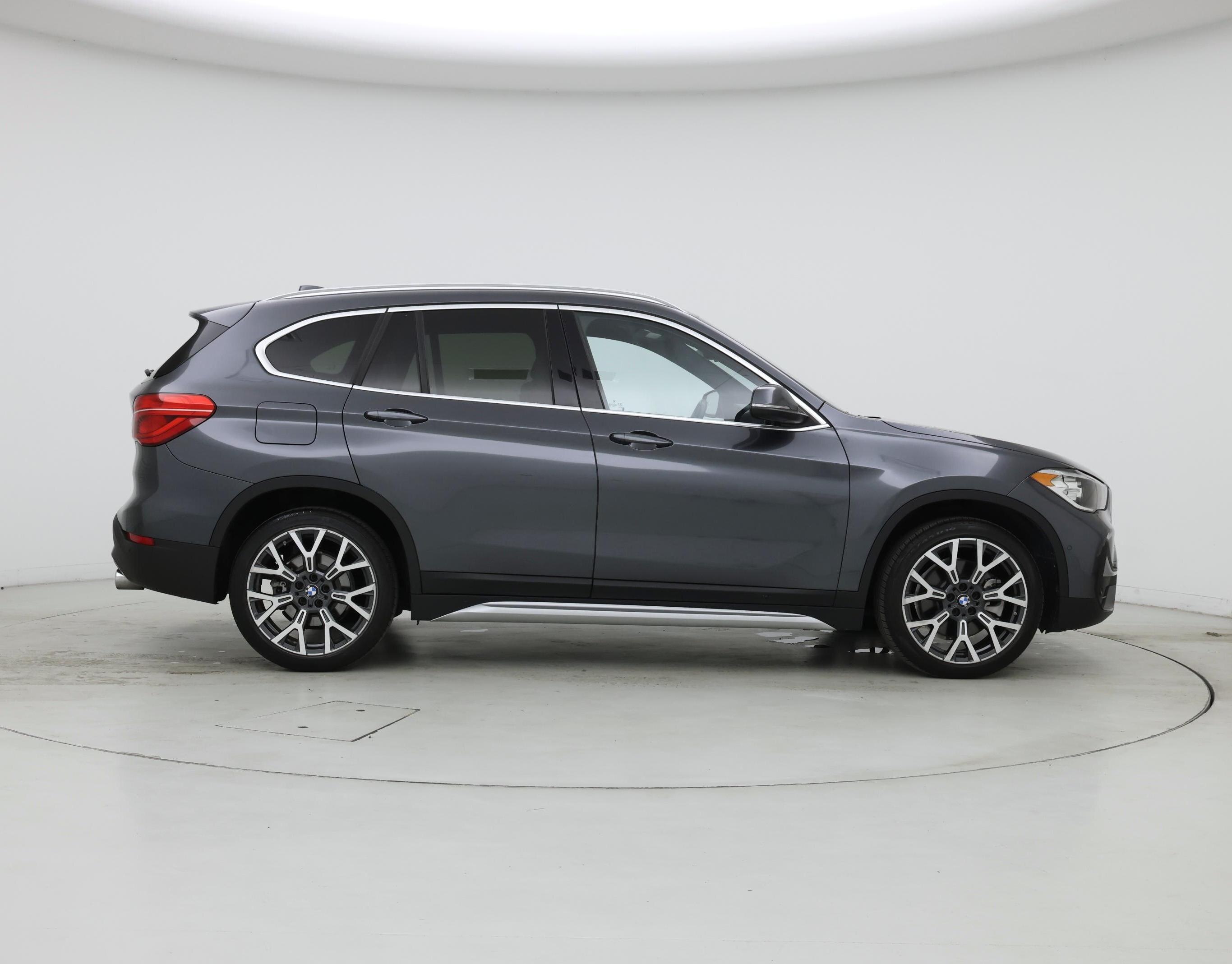 Thumbnail: 2022 BMW X1 - 7