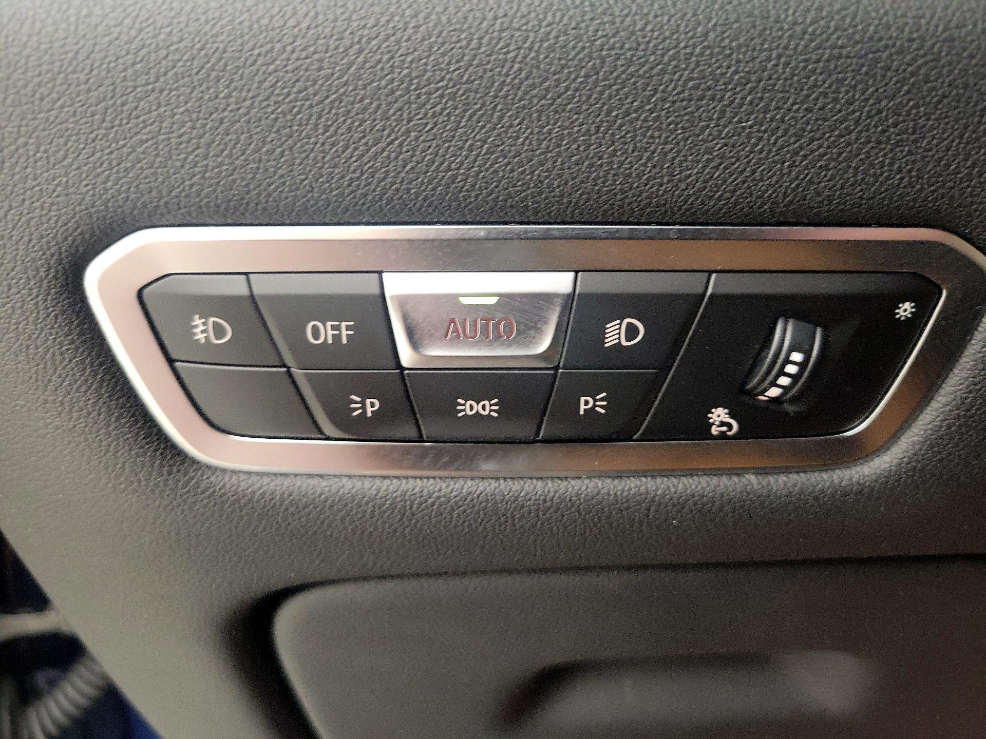 Thumbnail: 2021 BMW X5 - 13