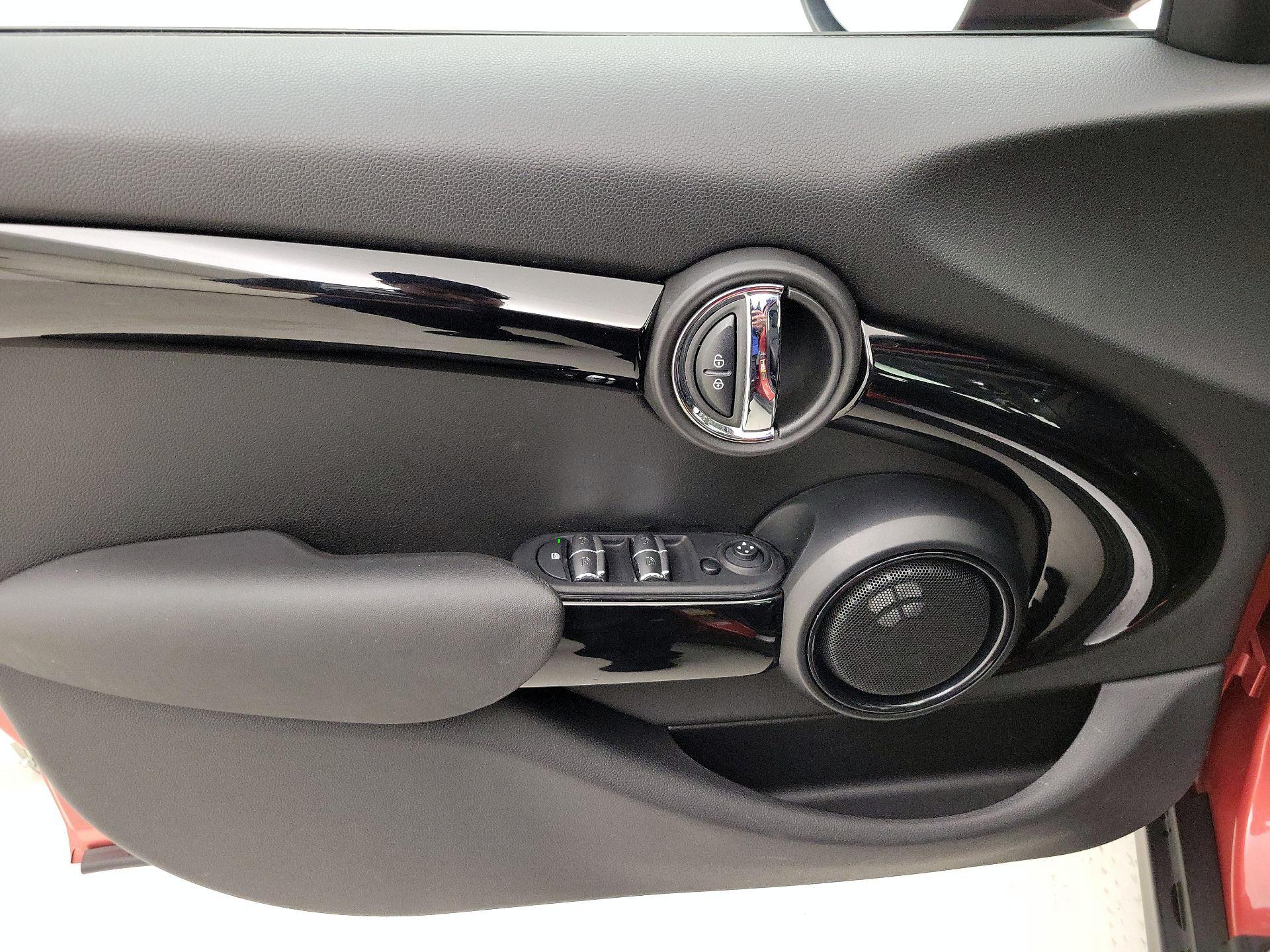 Thumbnail: 2021 MINI Cooper Hardtop - 12