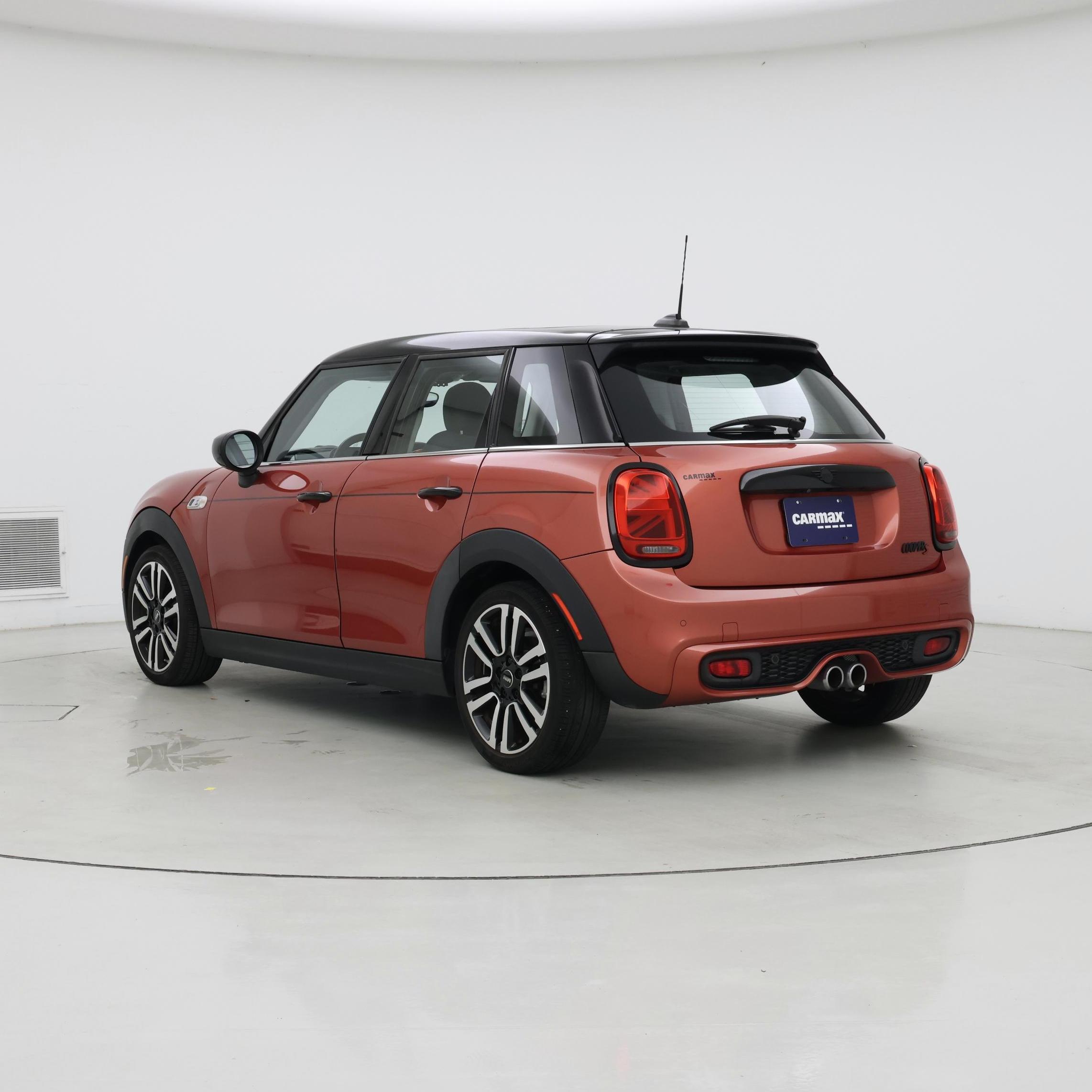Thumbnail: 2021 MINI Cooper Hardtop - 2