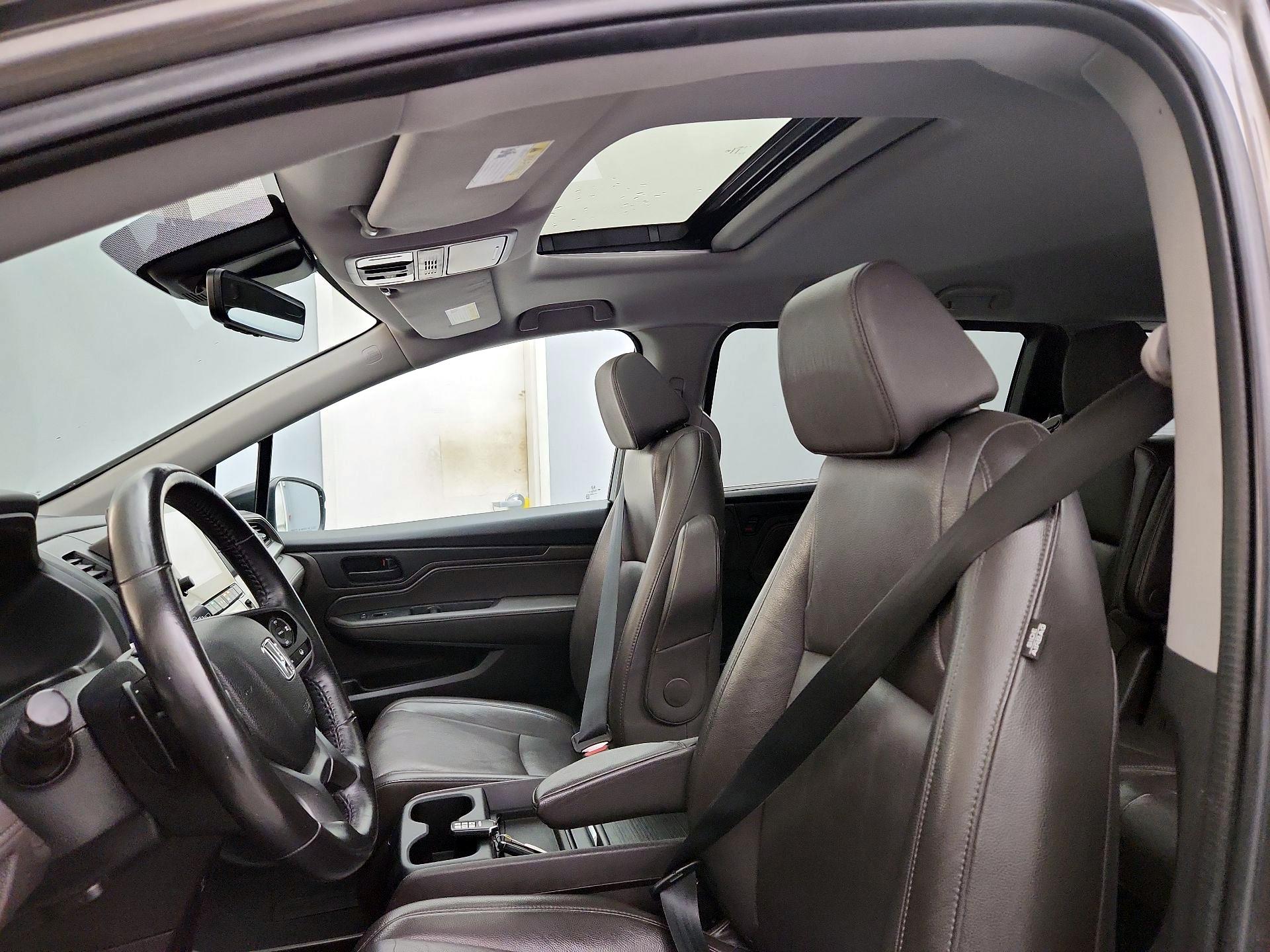 Thumbnail: 2020 Honda Odyssey - 18