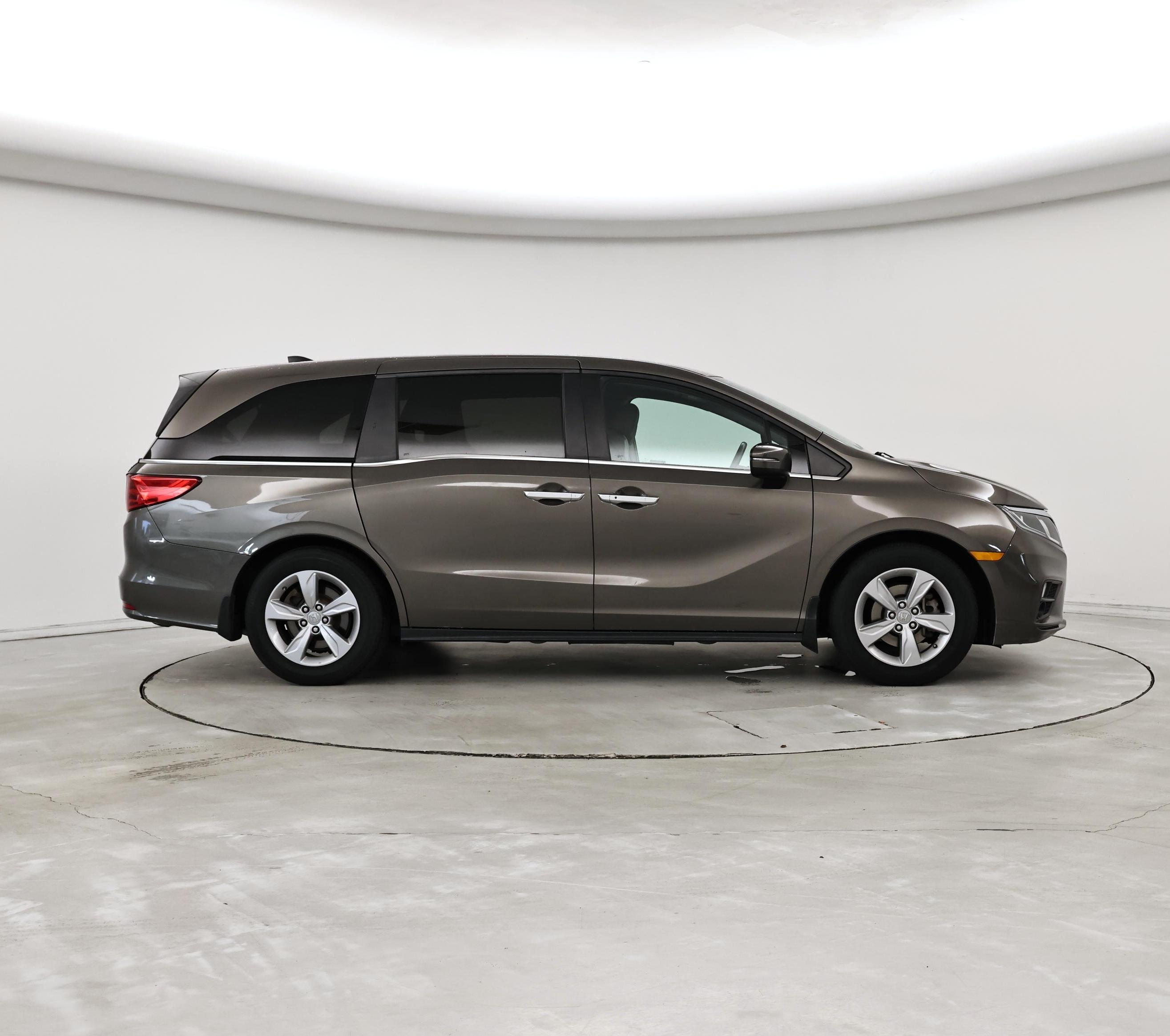 Thumbnail: 2020 Honda Odyssey - 7