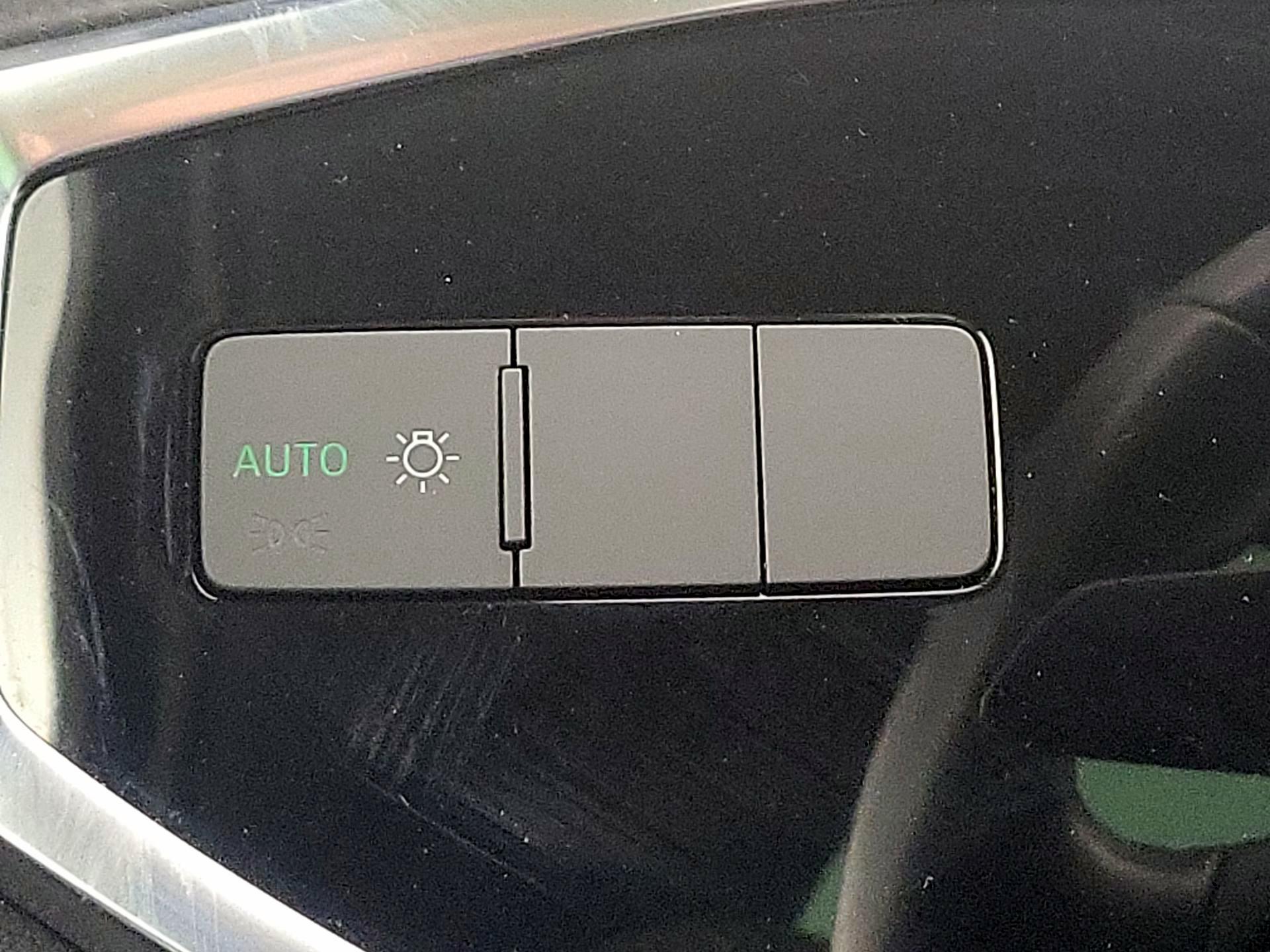 Thumbnail: 2021 Audi Q3 - 13