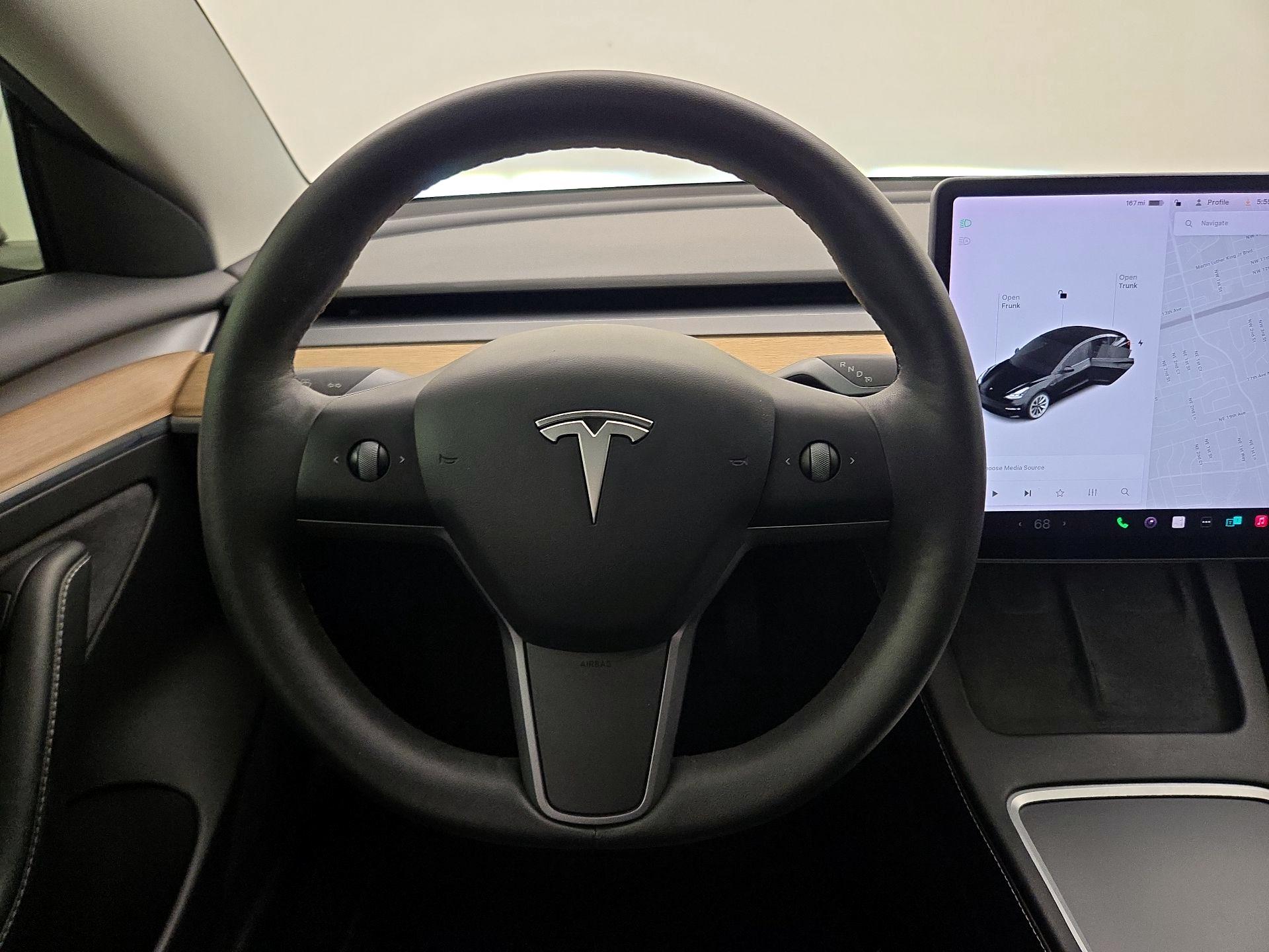 Thumbnail: 2021 Tesla Model 3 - 10