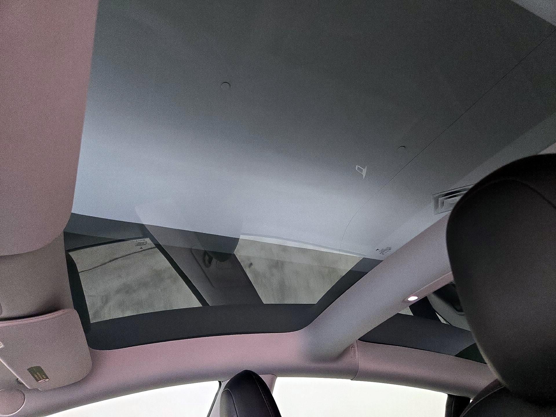 Thumbnail: 2021 Tesla Model 3 - 19