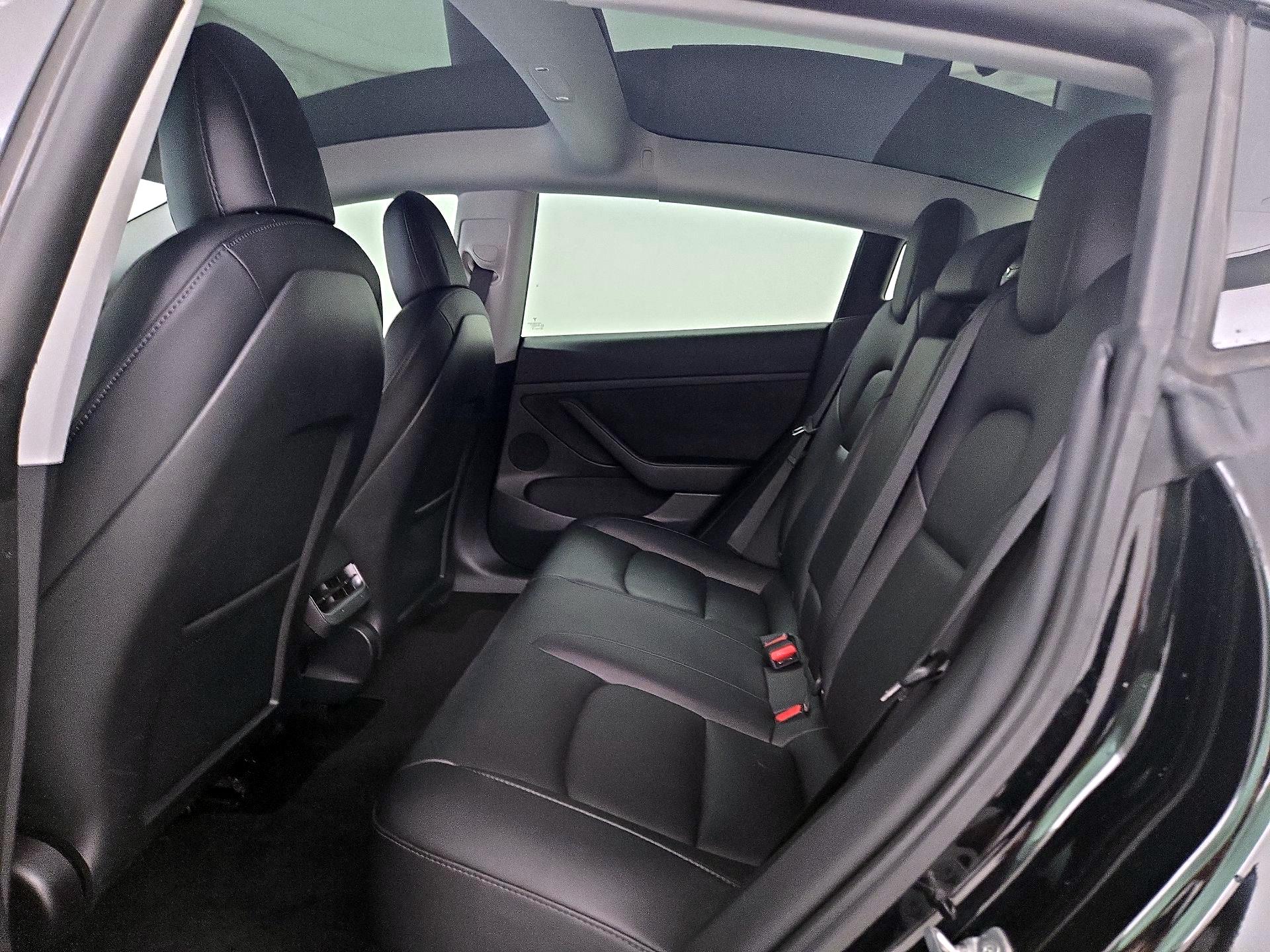 Thumbnail: 2021 Tesla Model 3 - 20