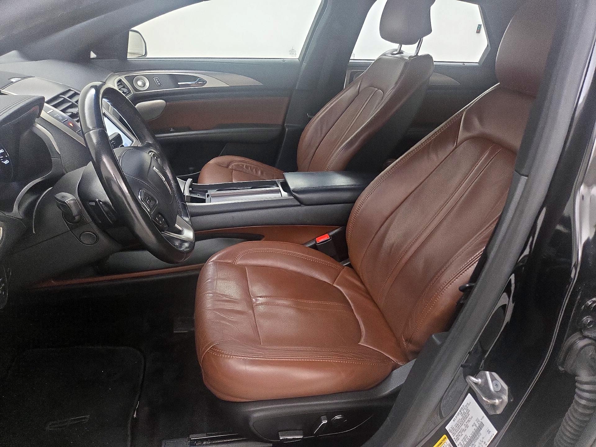 Thumbnail: 2017 Lincoln MKZ - 11