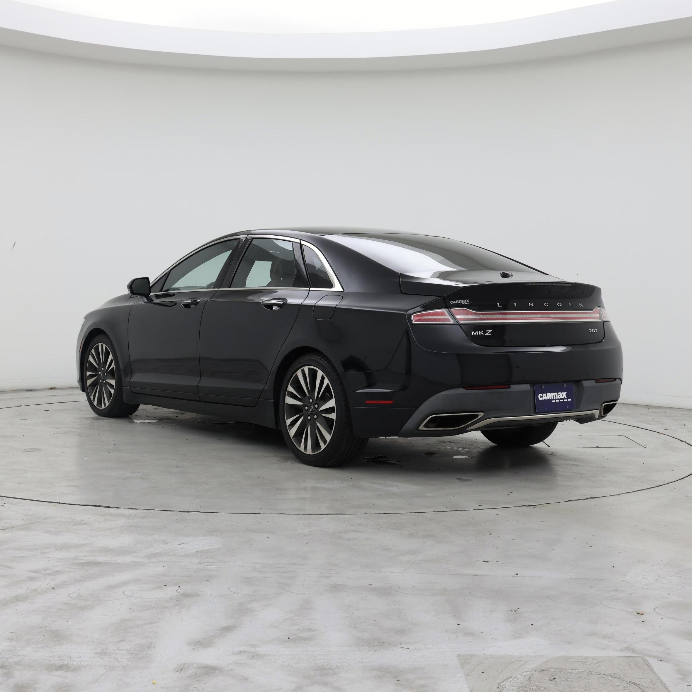 Thumbnail: 2017 Lincoln MKZ - 2