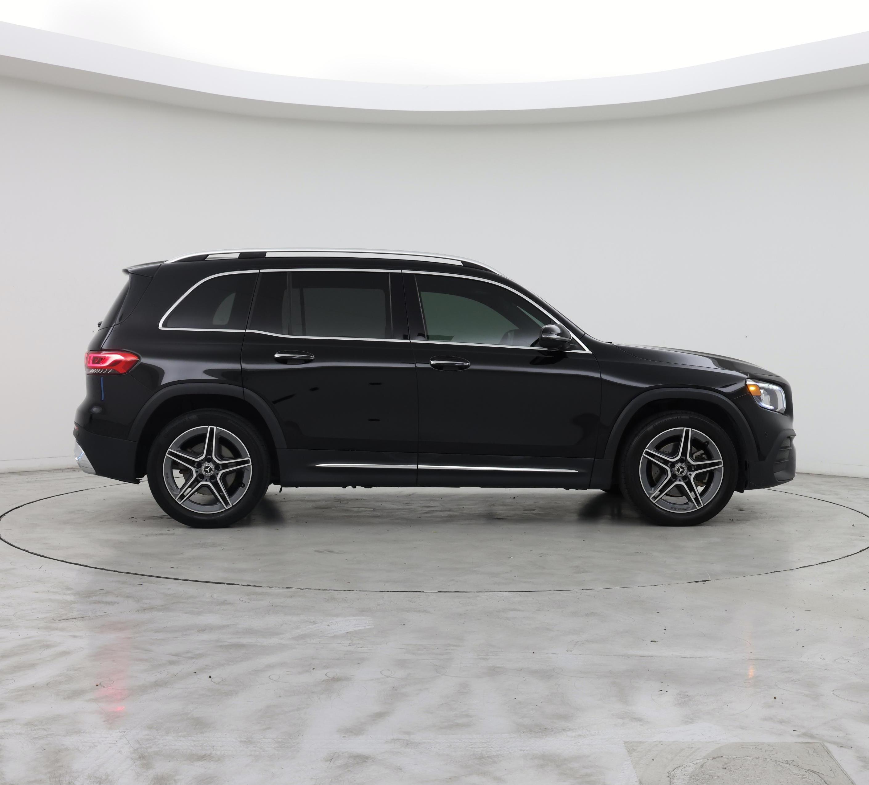 Thumbnail: 2020 Mercedes-Benz GLB - 7