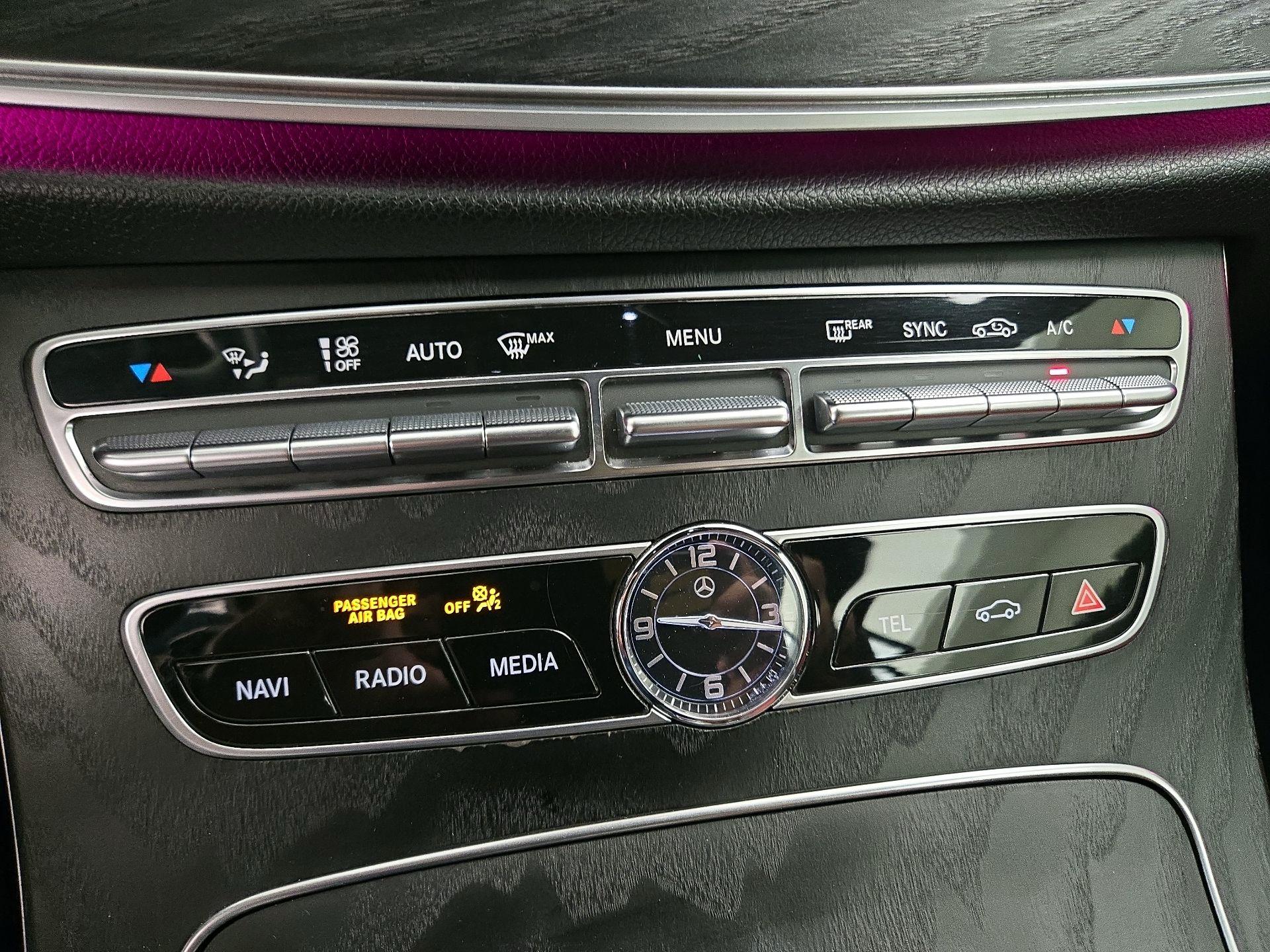 Thumbnail: 2020 Mercedes-Benz E-Class - 17