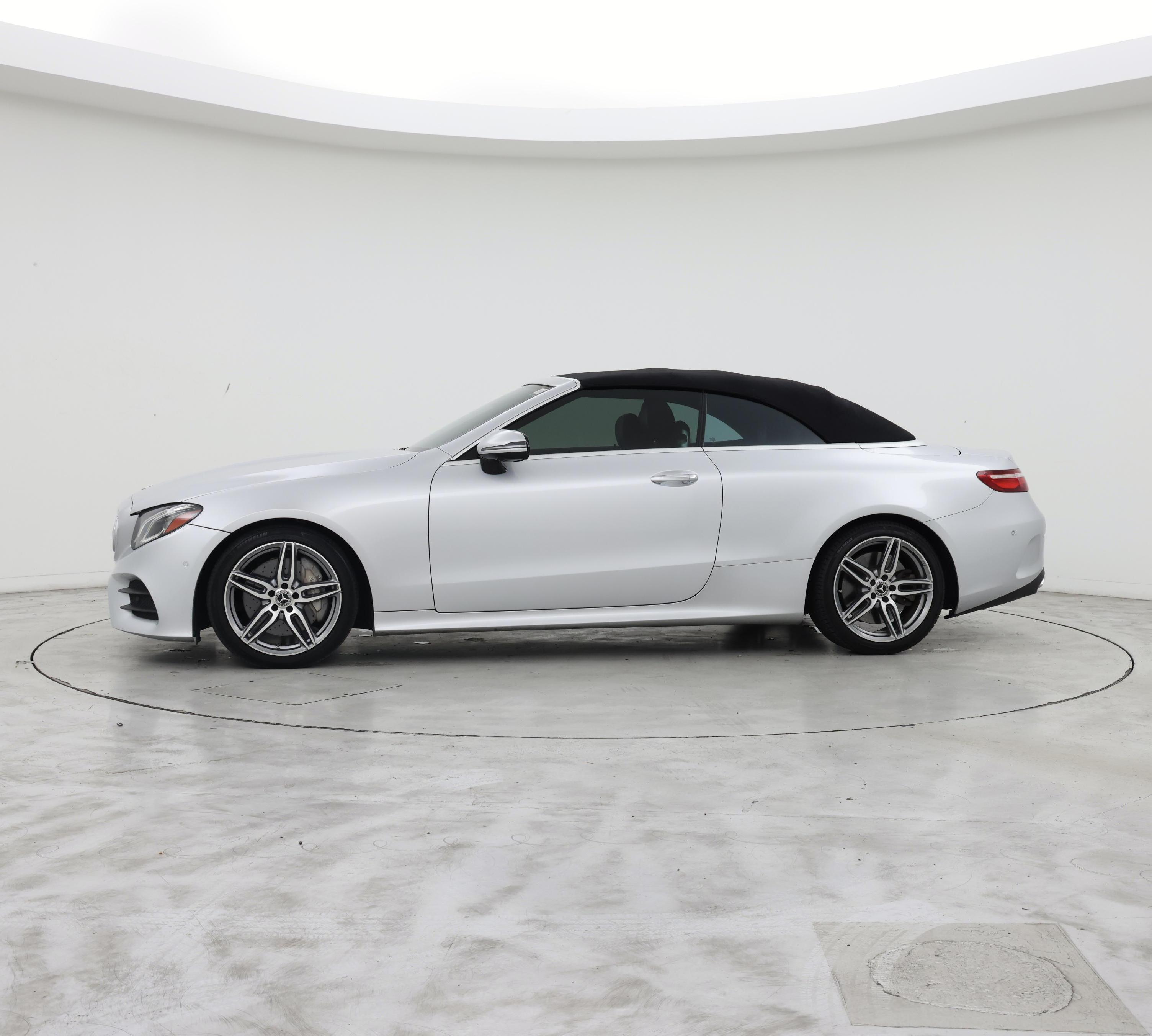 Thumbnail: 2020 Mercedes-Benz E-Class - 3