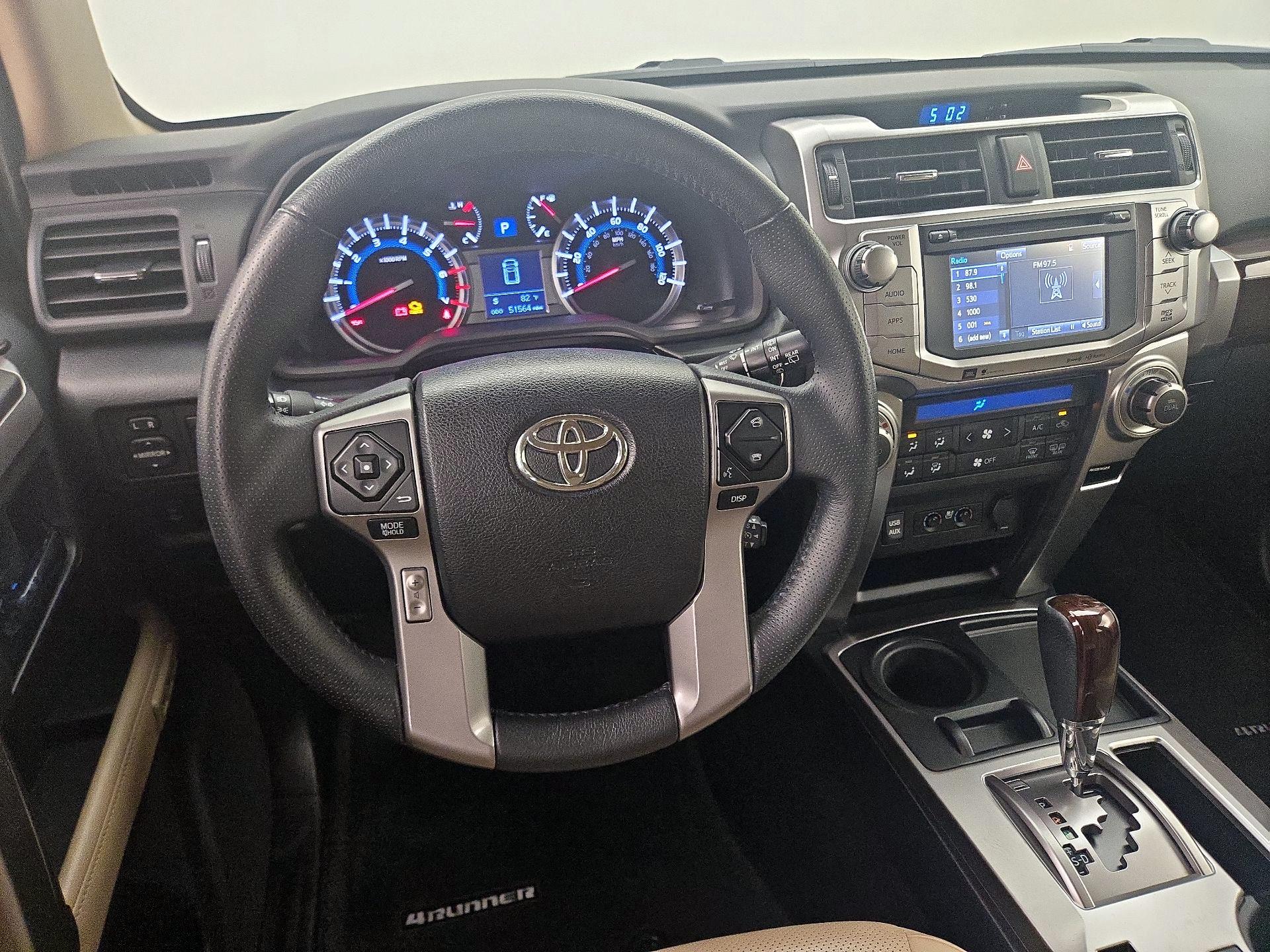 Thumbnail: 2016 Toyota 4Runner - 10